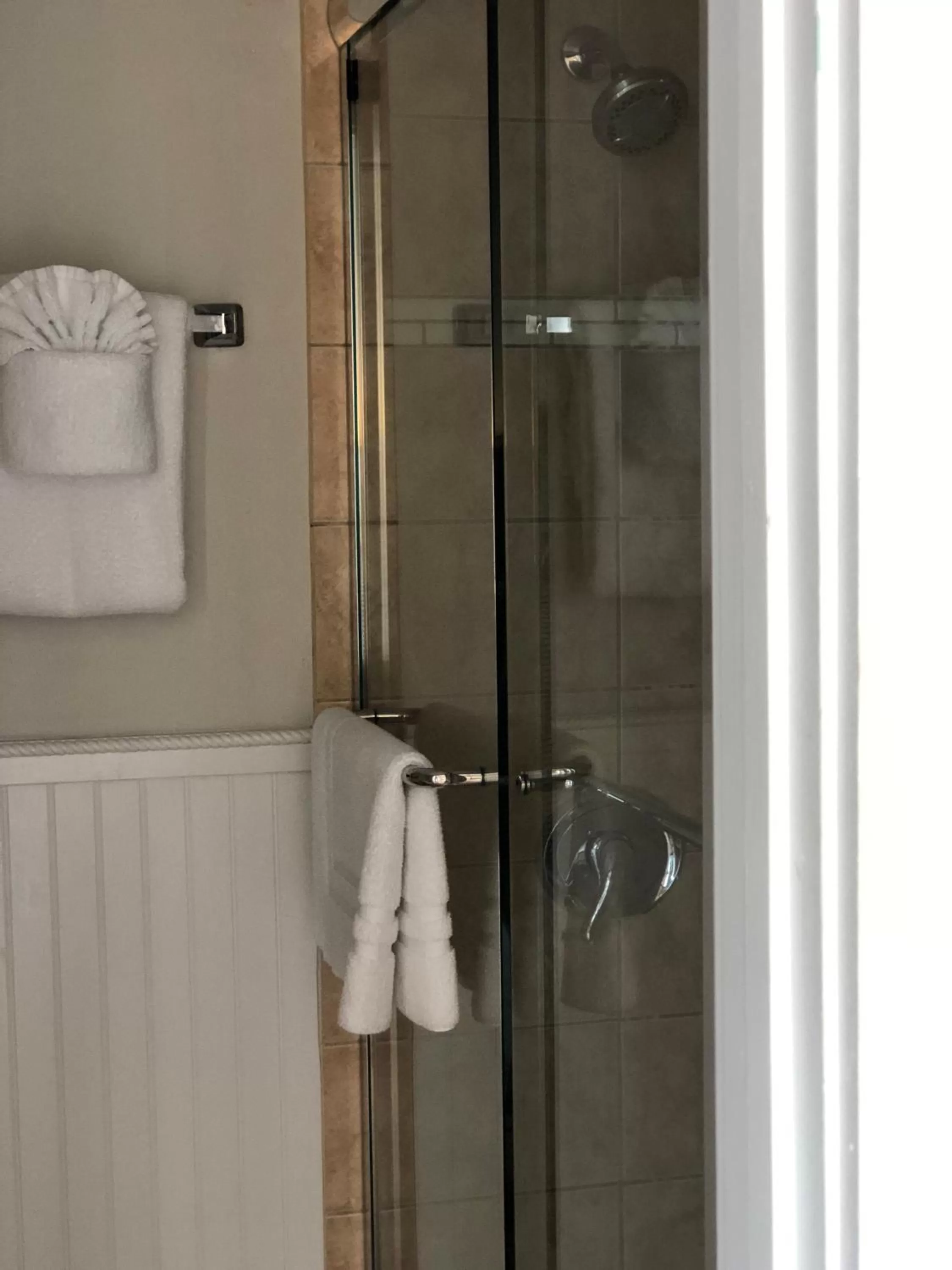 Bathroom in L'Habitation Guesthouse- Adult Exclusive