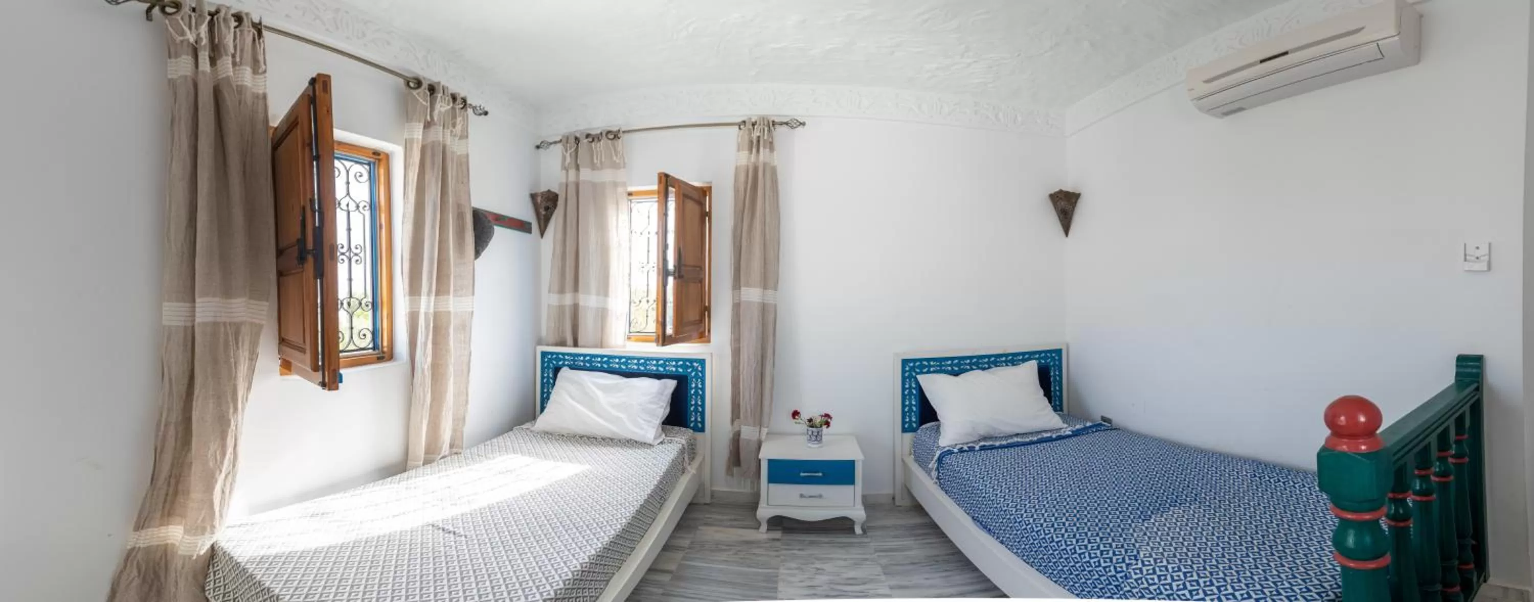 Bedroom, Bed in Villa Jasmin