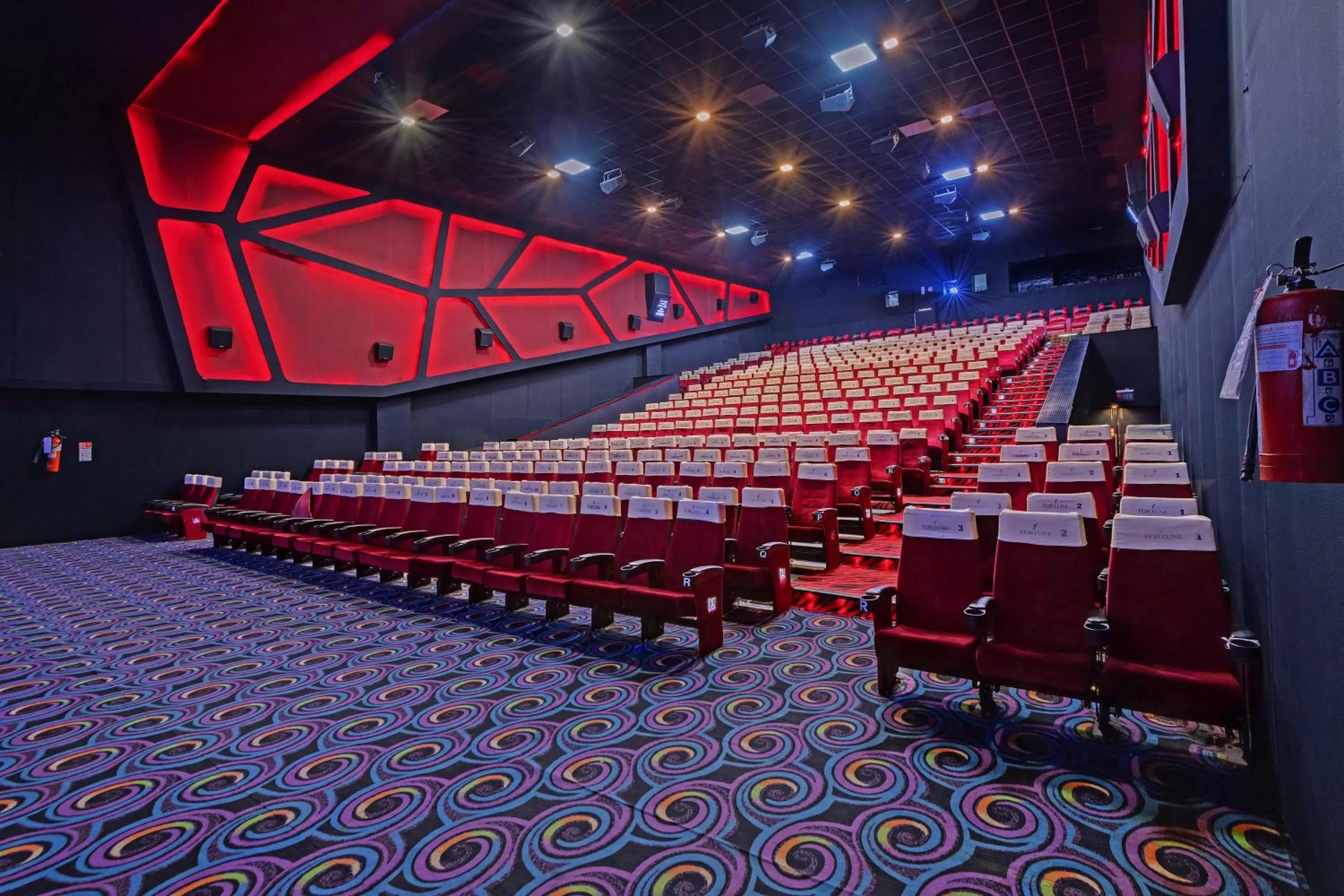 Area and facilities in Grand Fortune Beacon, Ichalkaranji