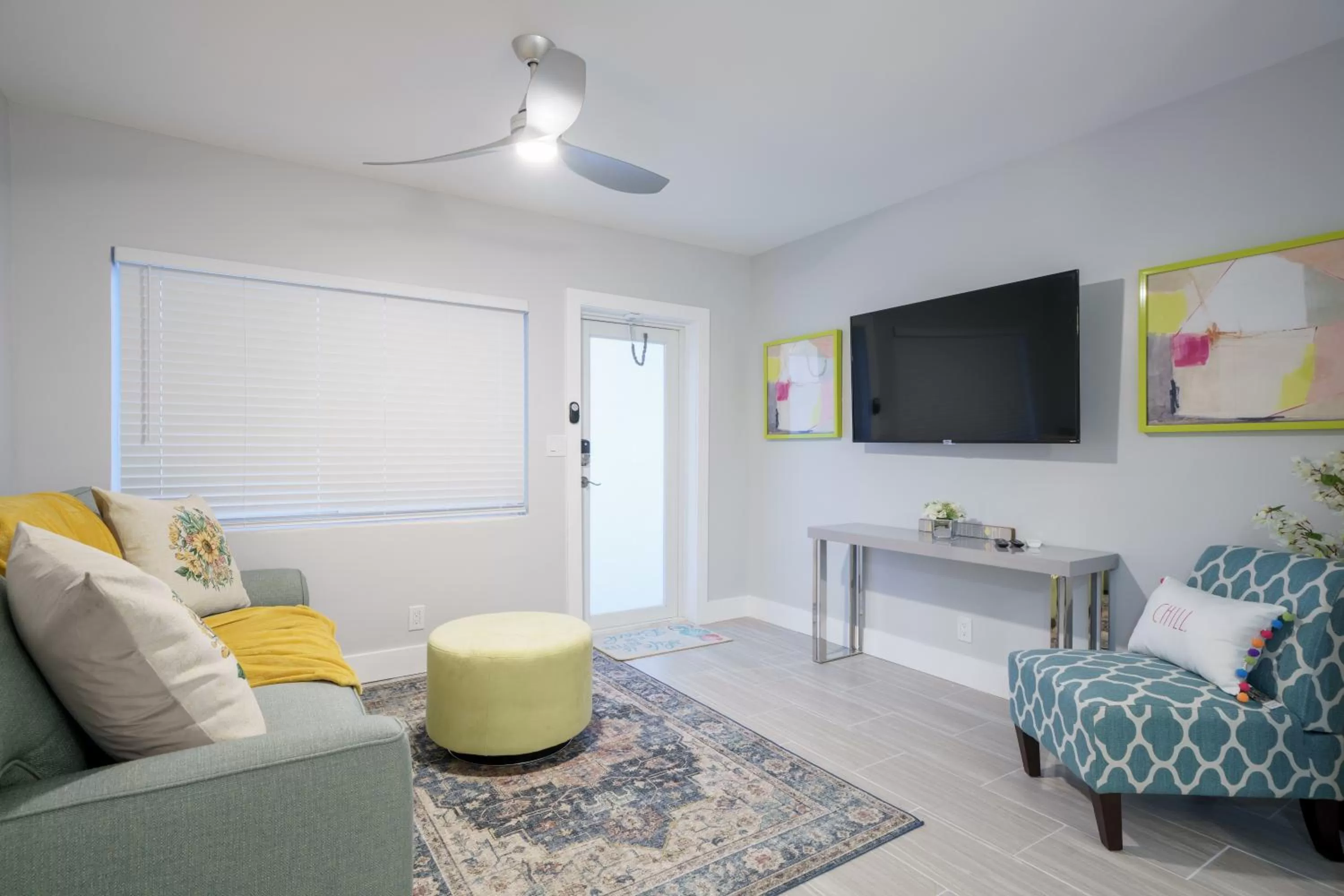 Living room in The Surf Hollywood Beach
