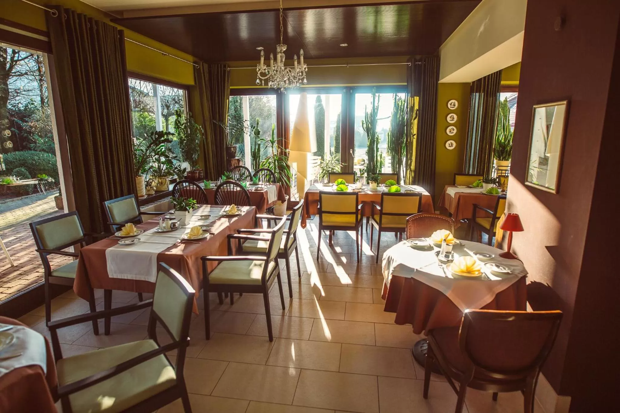 Restaurant/places to eat in Lindenhof Hotel Tepe