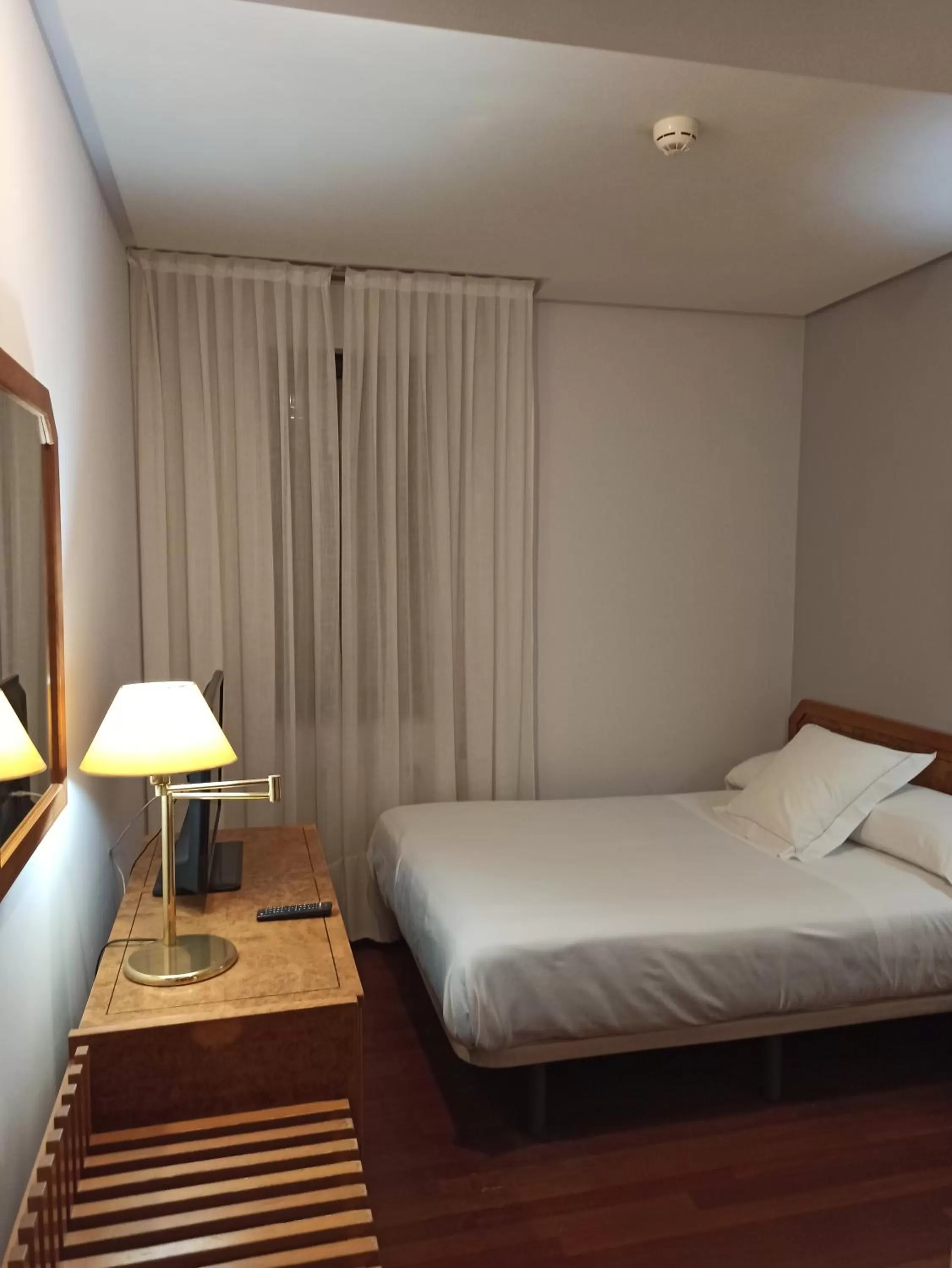 Photo of the whole room, Bed in ARVA Spa París