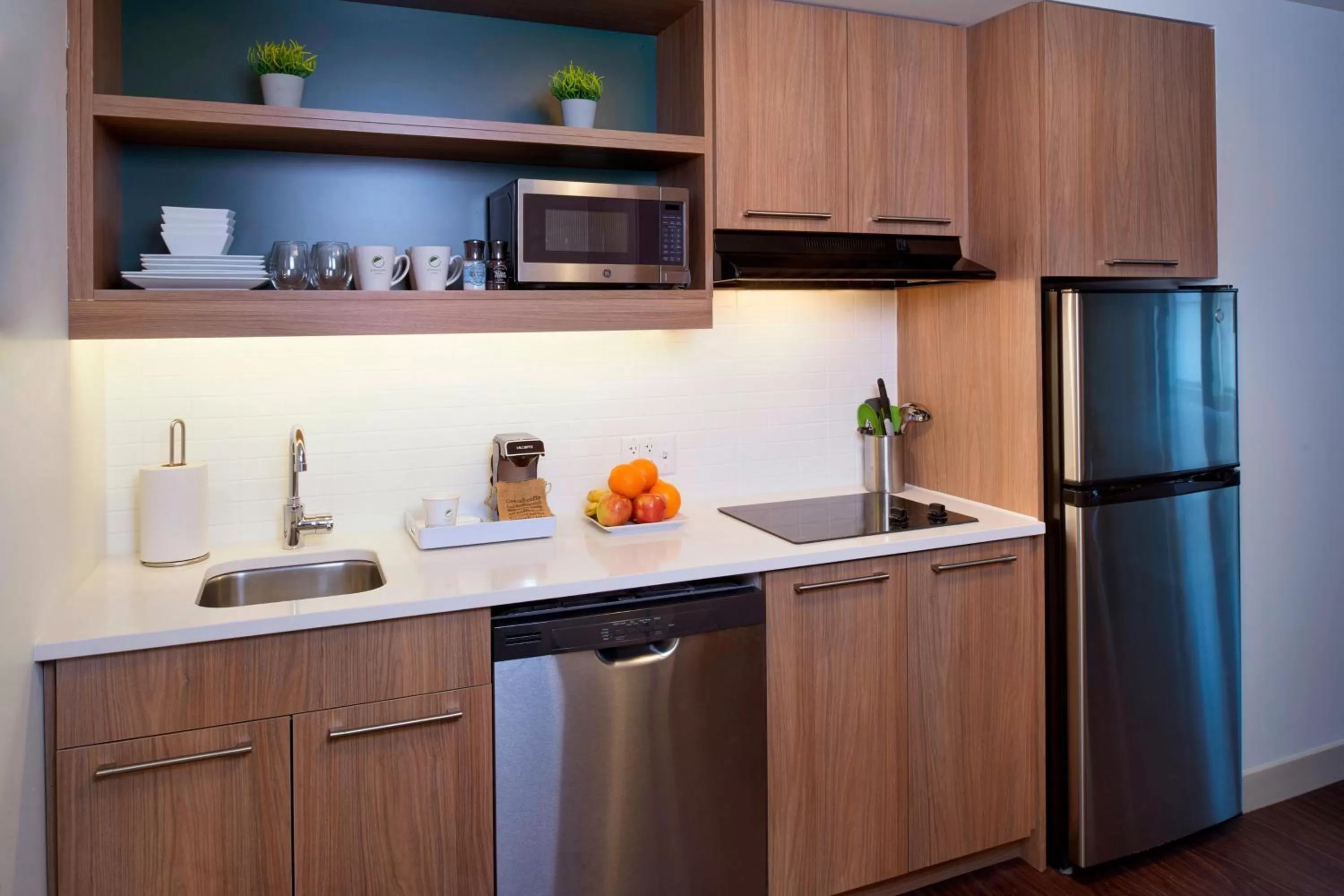 Kitchen or kitchenette in Element Detroit at the Metropolitan