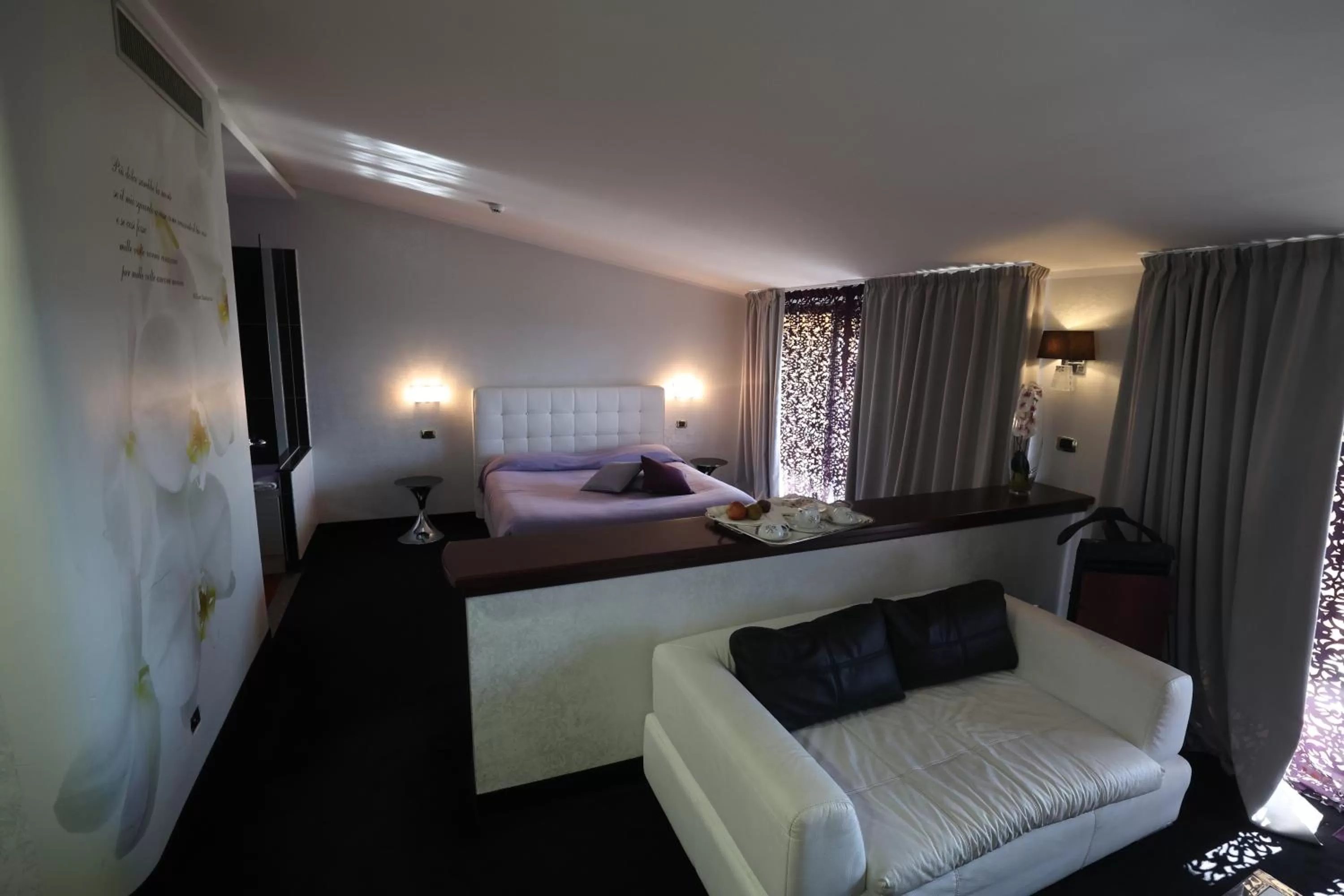 Bed in Grand Hotel Paradiso