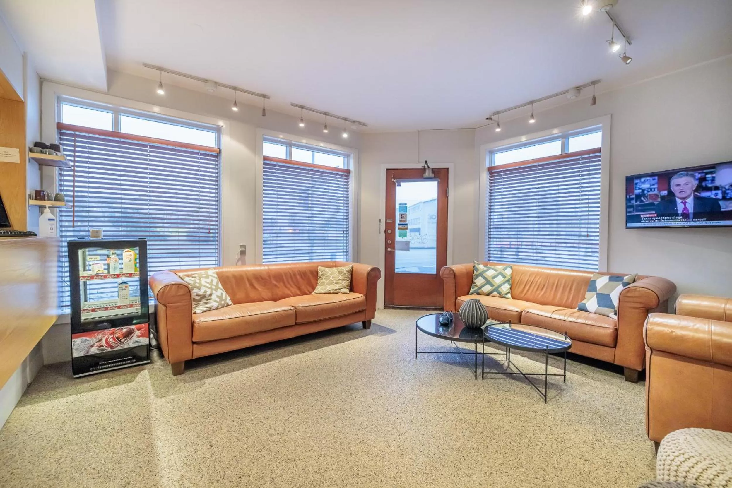 Communal lounge/ TV room in Snorri's Guesthouse