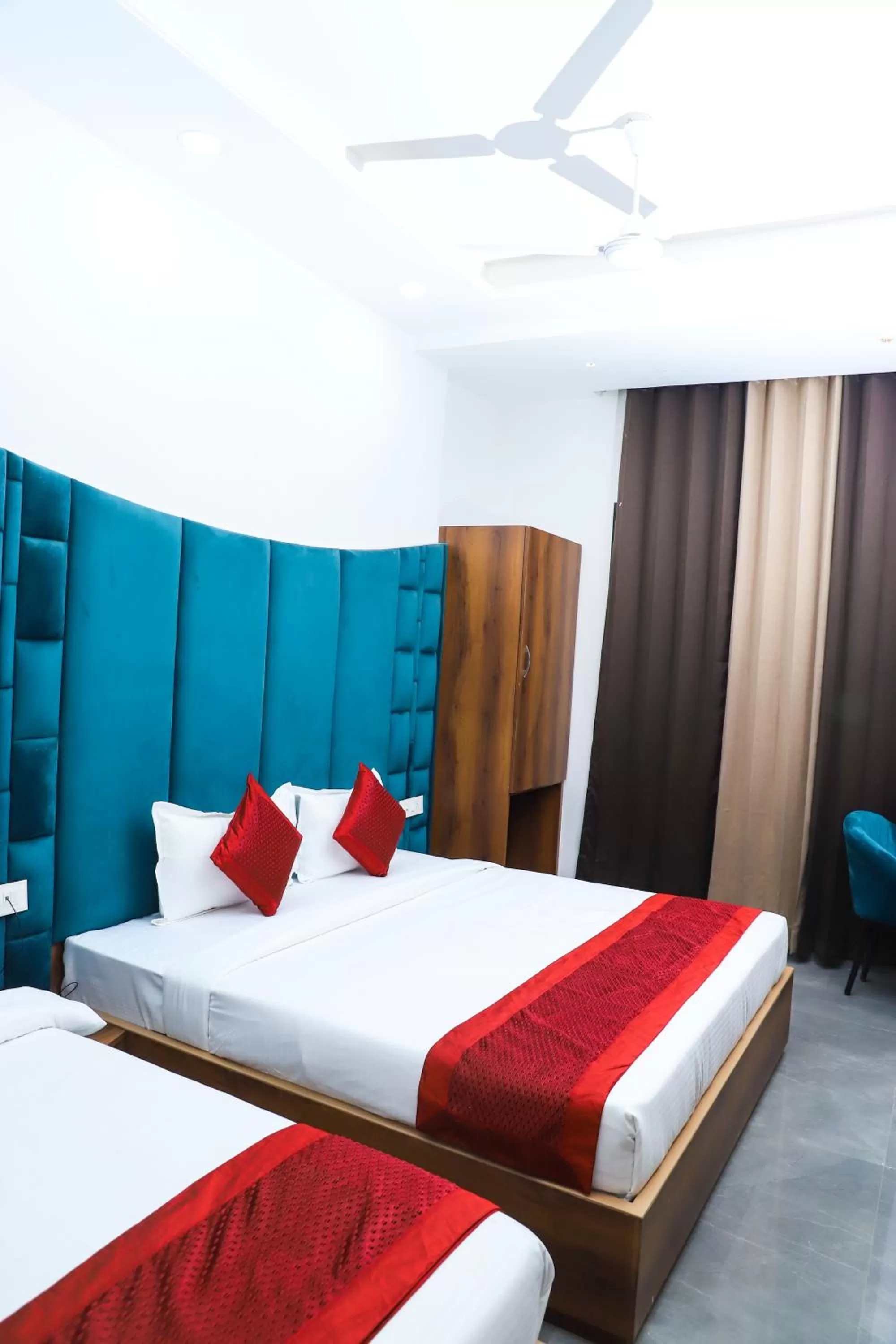 Bed in Hotel Dream Town By Cozy Hotels & Resorts