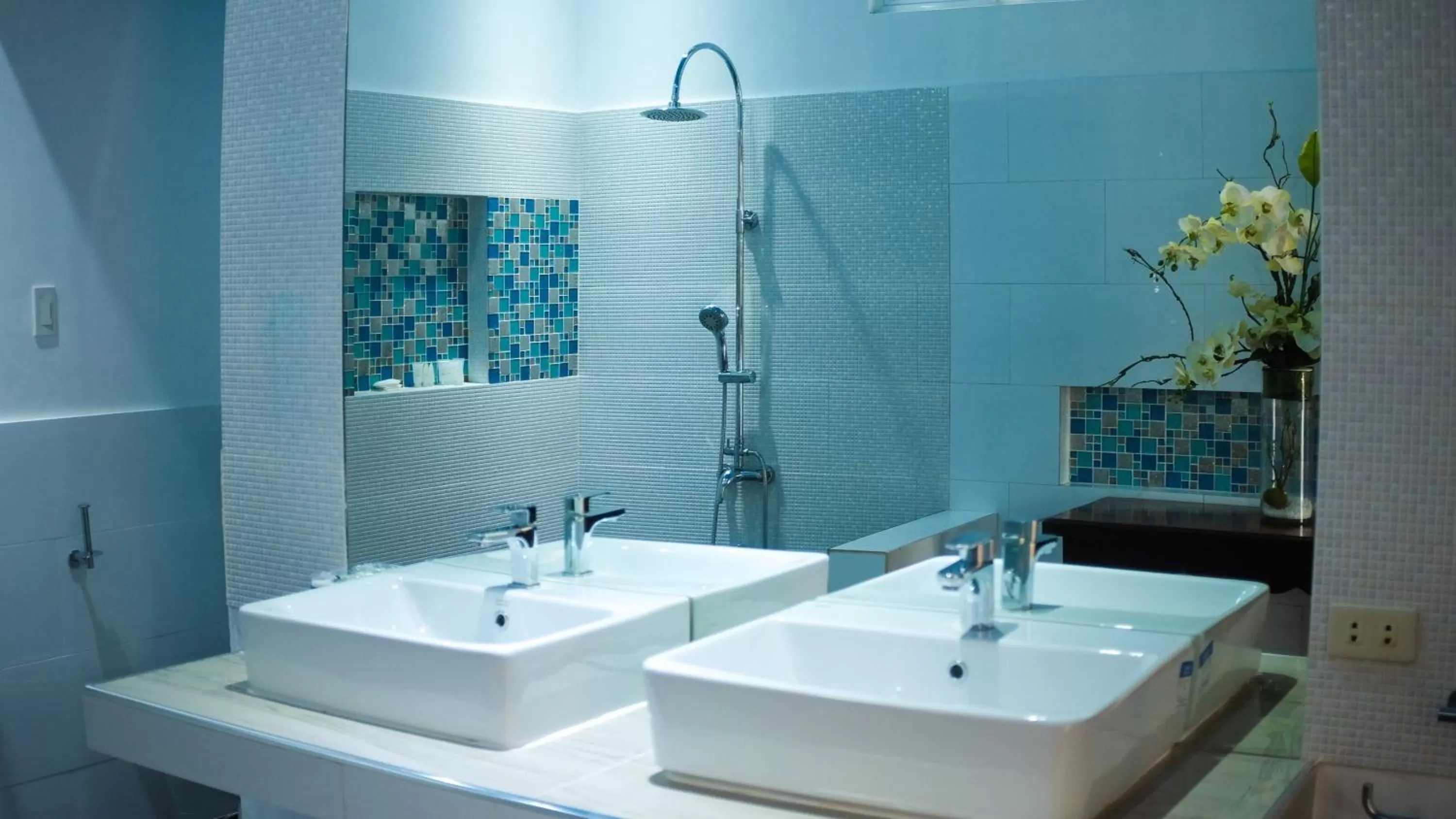Bathroom in Lio Villas Resort