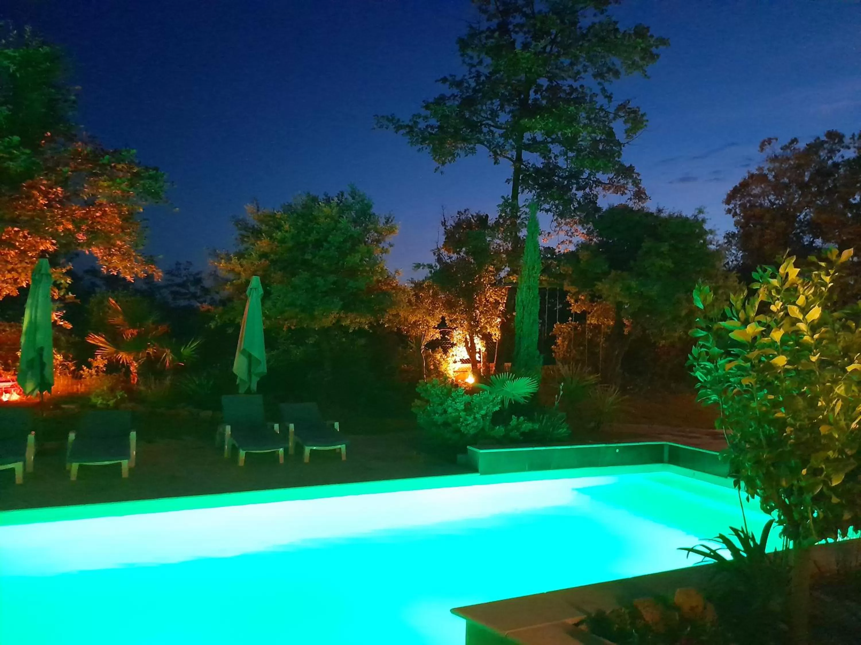 Night in La Villa Provençale