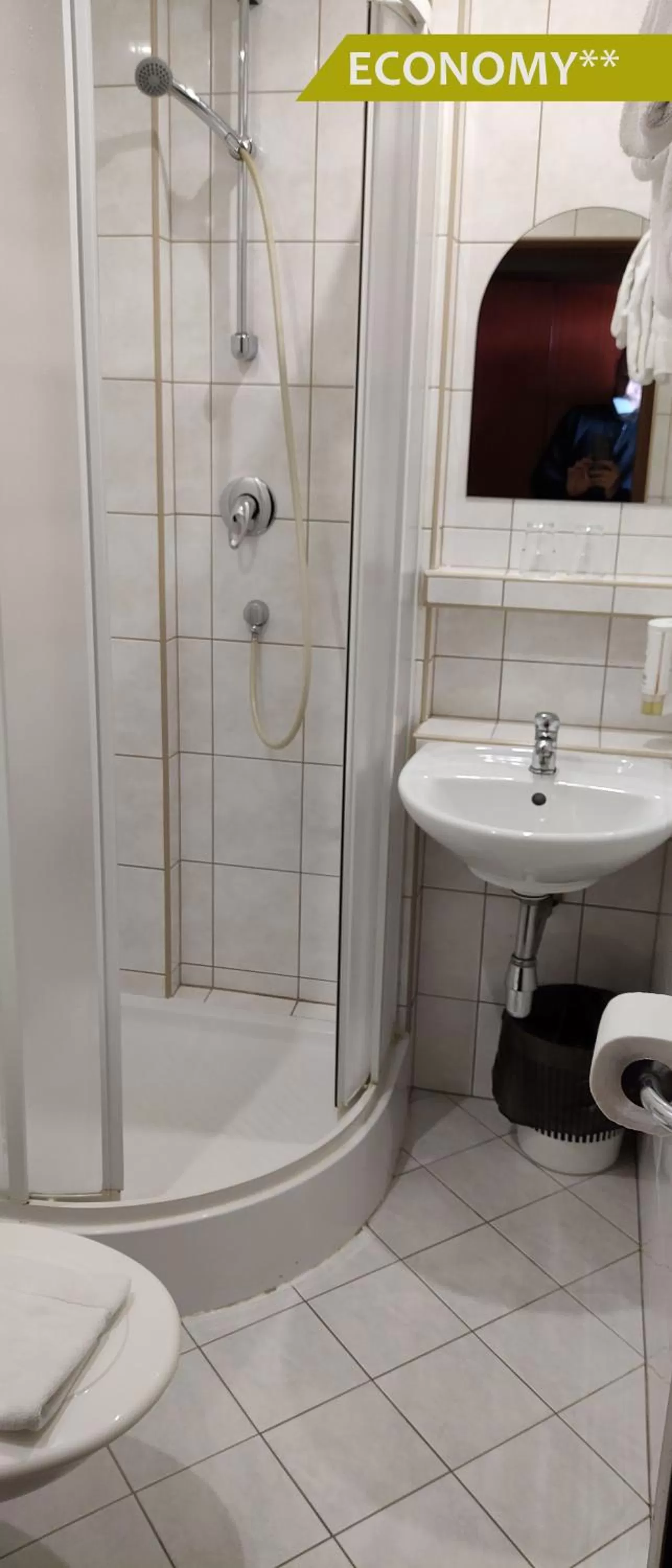 Shower in Hotel Ludmila