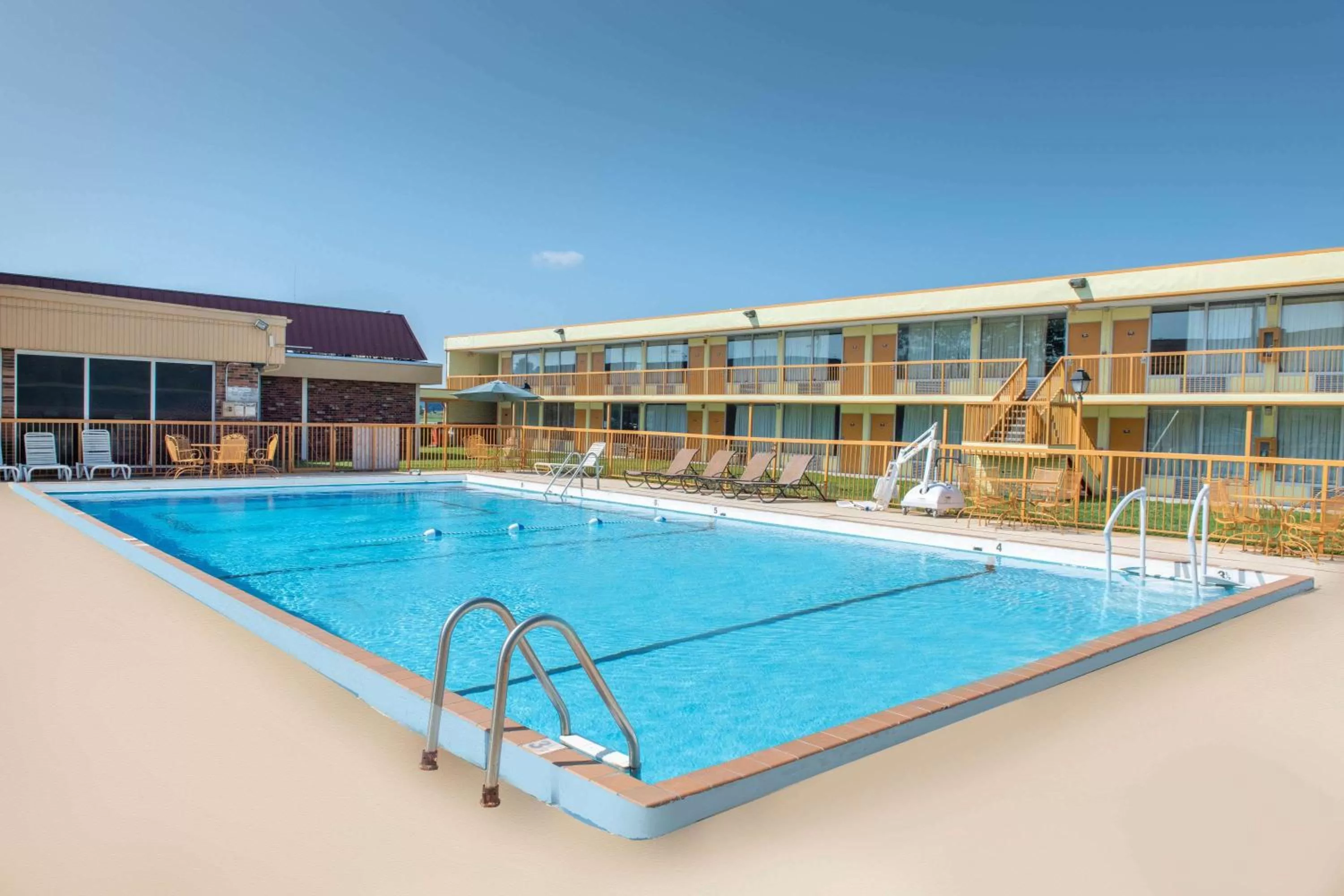 On site in Days Inn by Wyndham Salem, Illinois