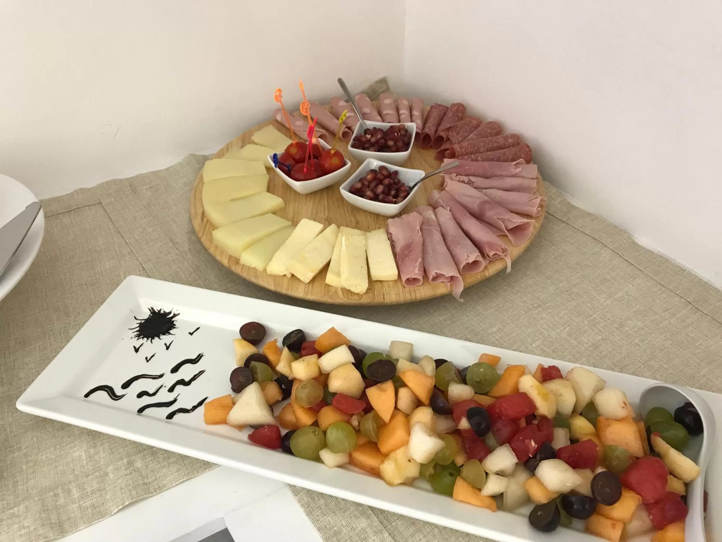 Continental breakfast in Porta Maqueda