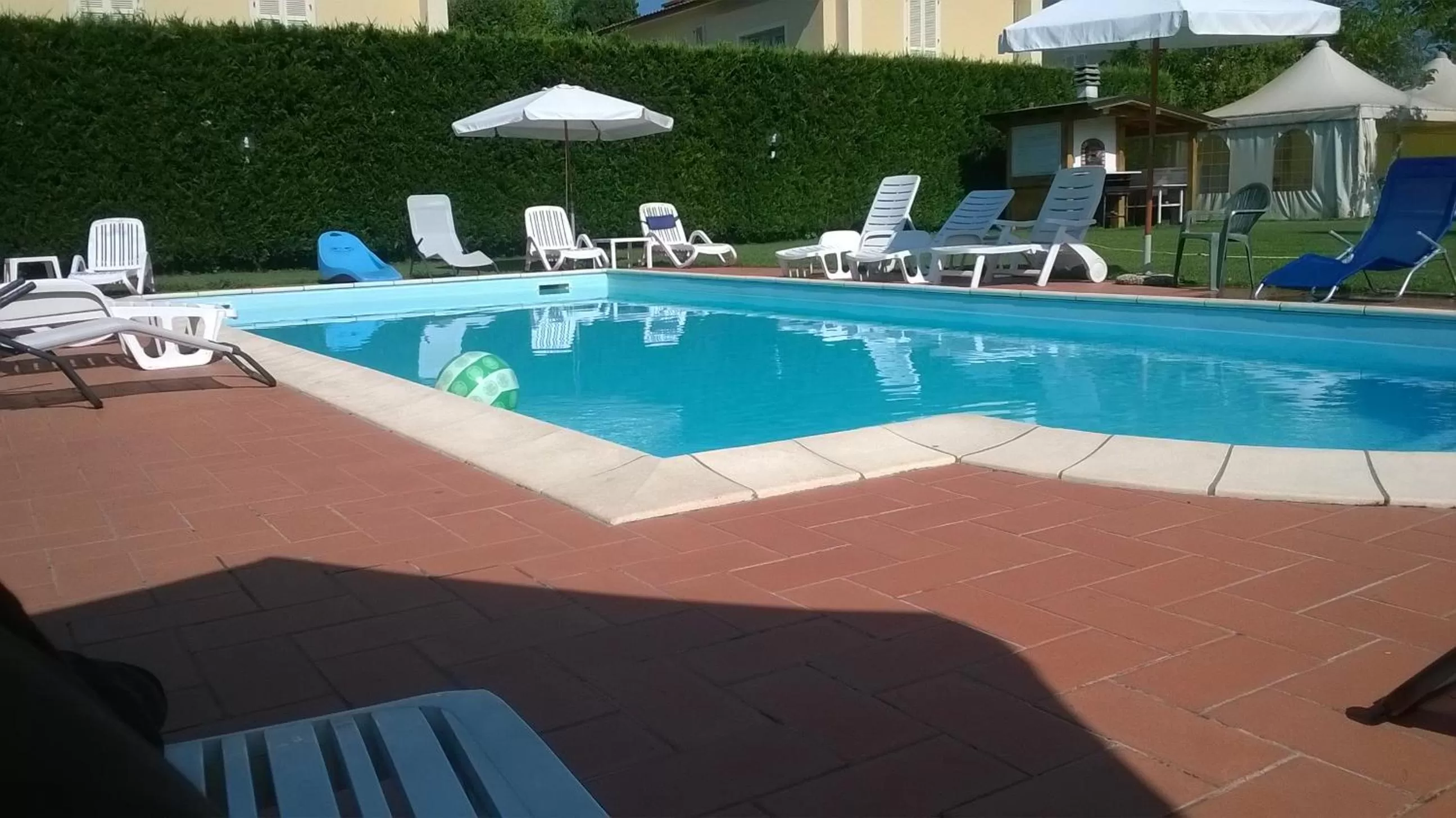 Pool view in B&B Il Casale di Nanni