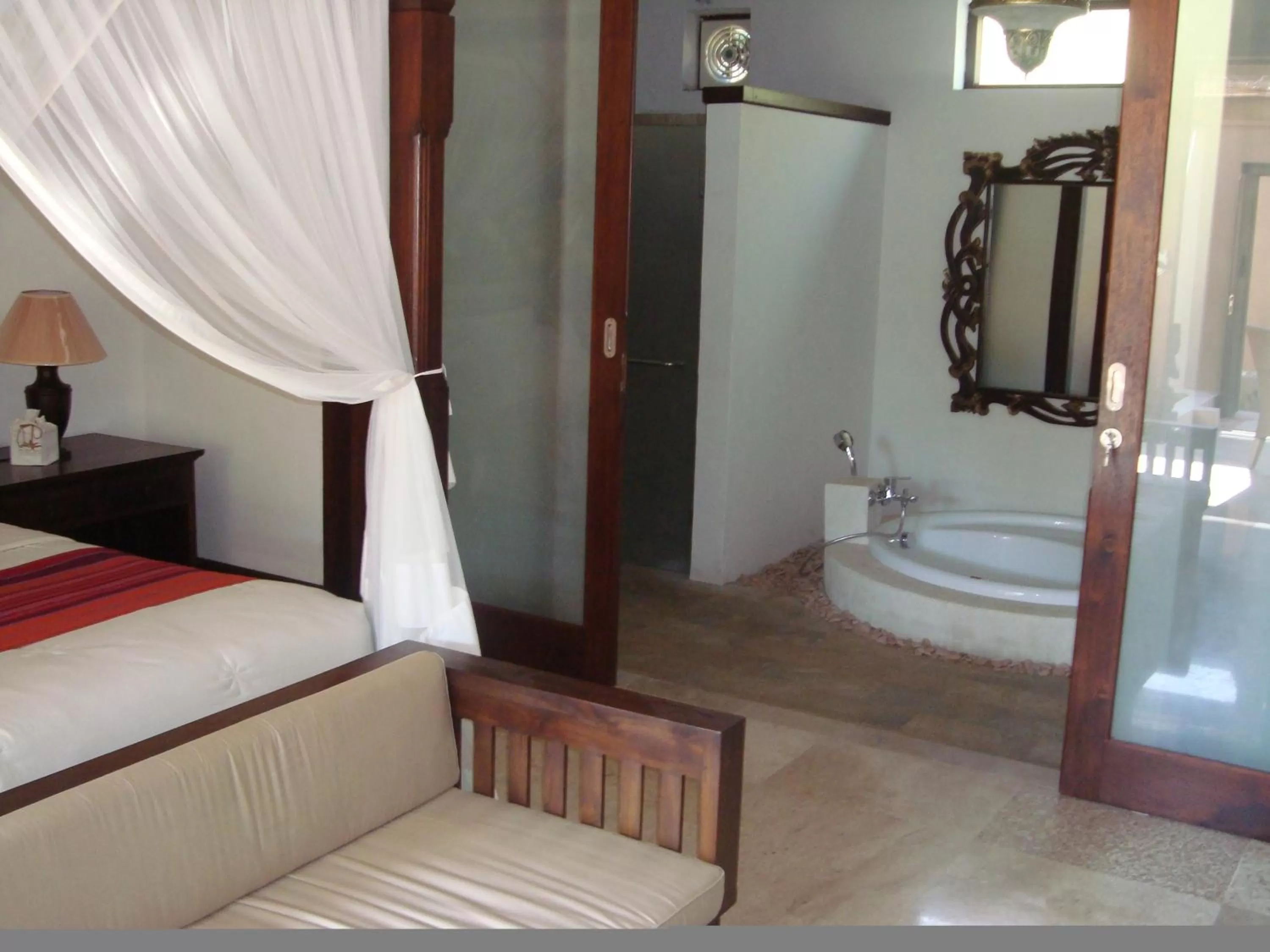 Bathroom, Bed in Puri Mas Boutique Resort & Spa