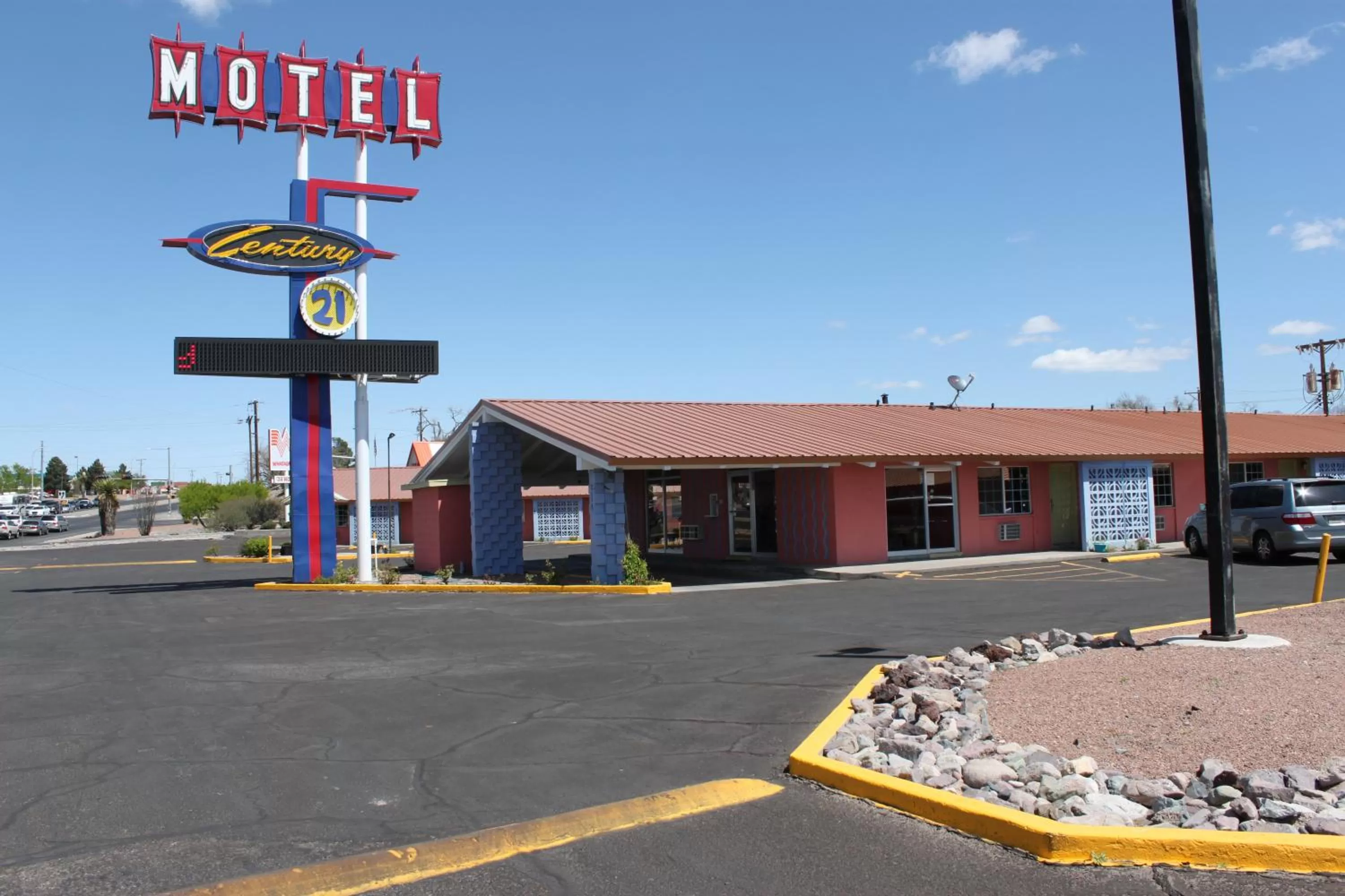 Property building in Century 21 Motel