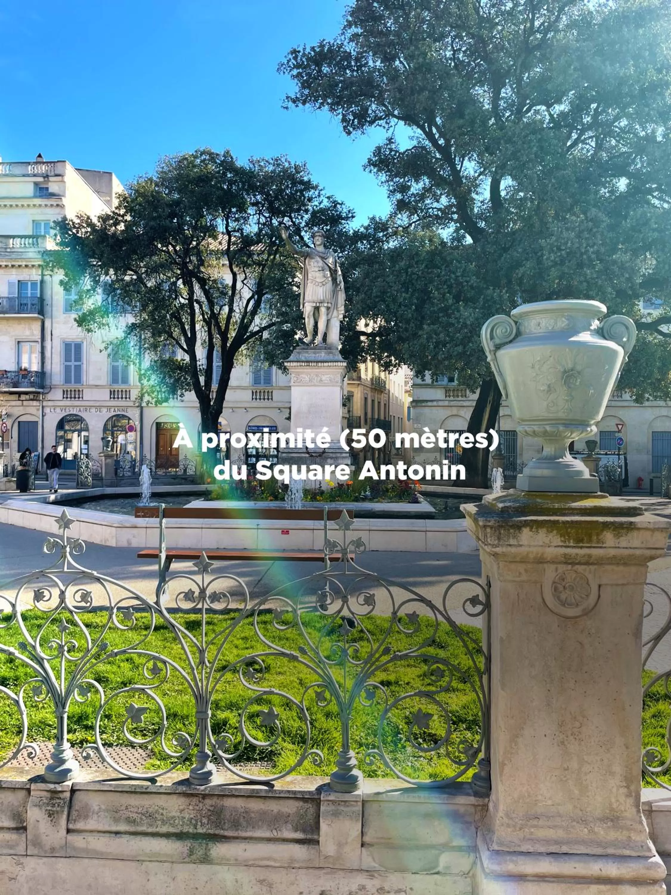 Nearby landmark in Royal Hôtel