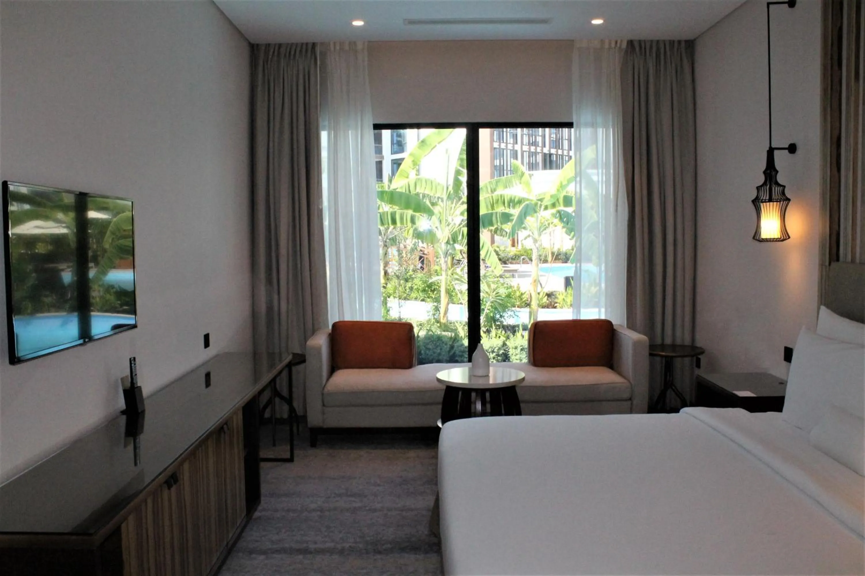 Bedroom, Bed in Millennium Resort Salalah