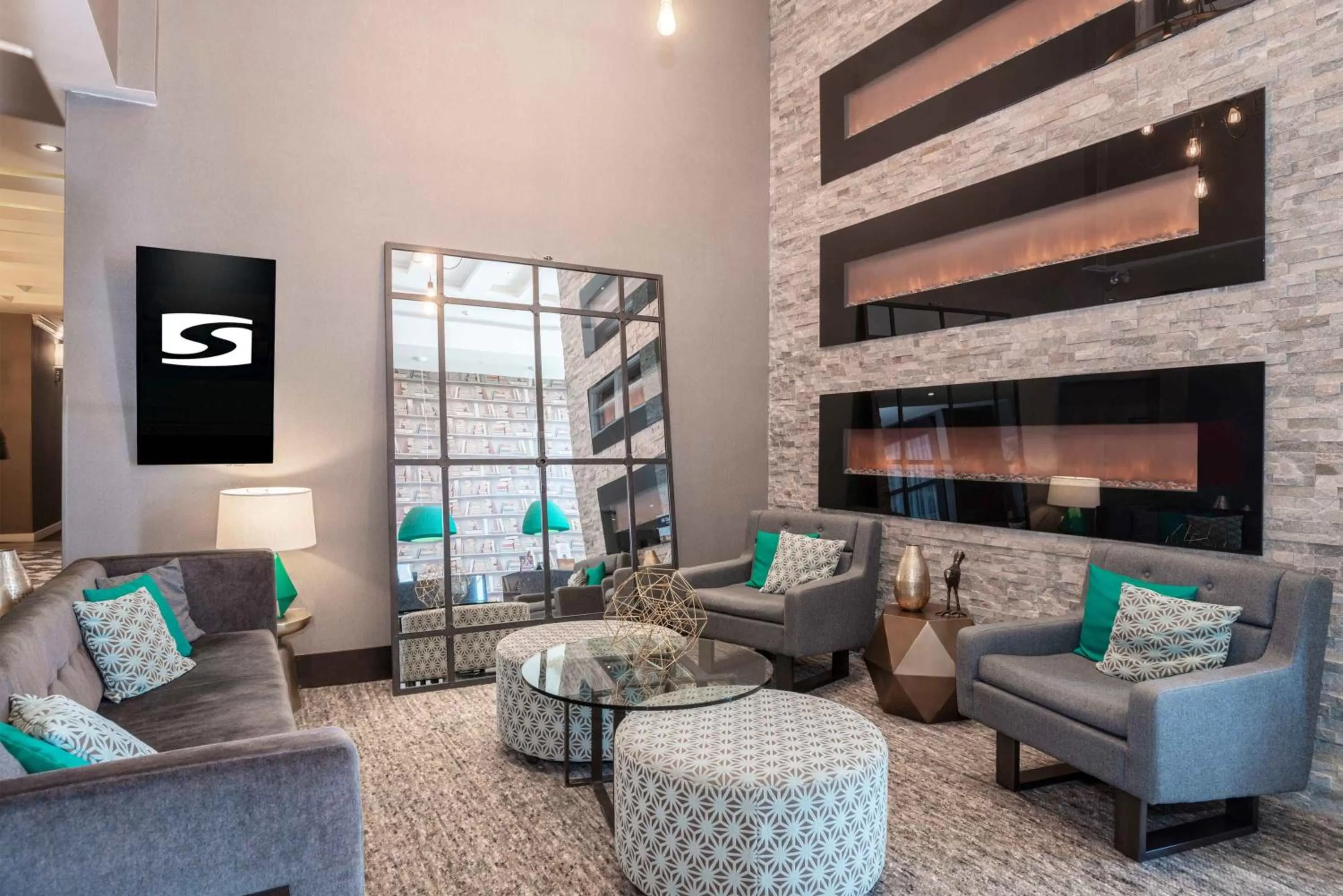 Lobby or reception in Sandman Hotel Oakville