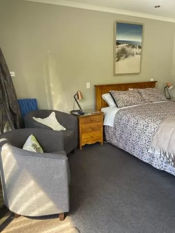 Bed in Cromwell Getaway