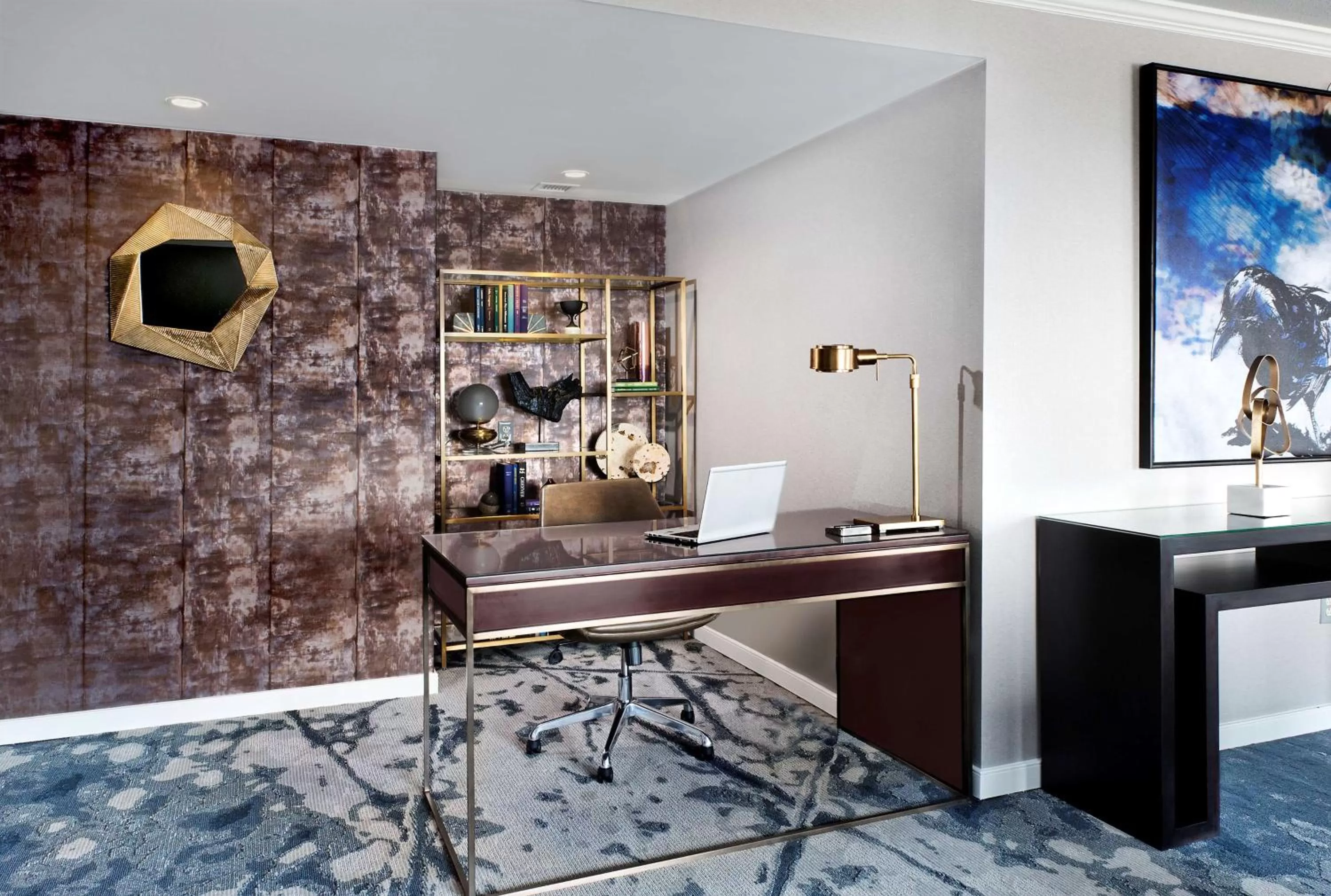 Bedroom in Hilton Baltimore Inner Harbor