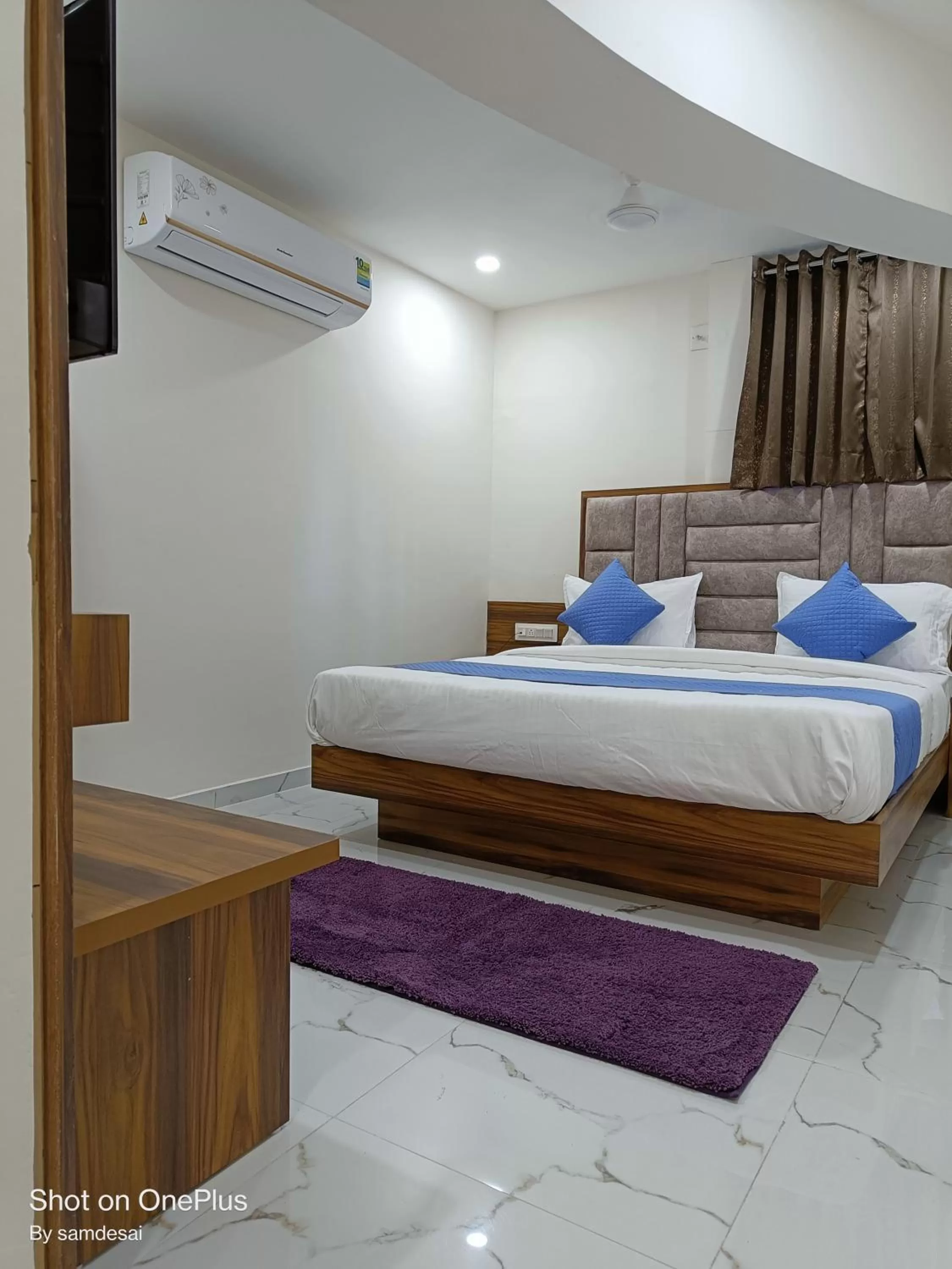 Bed in HOTEL ROYAL GRAND