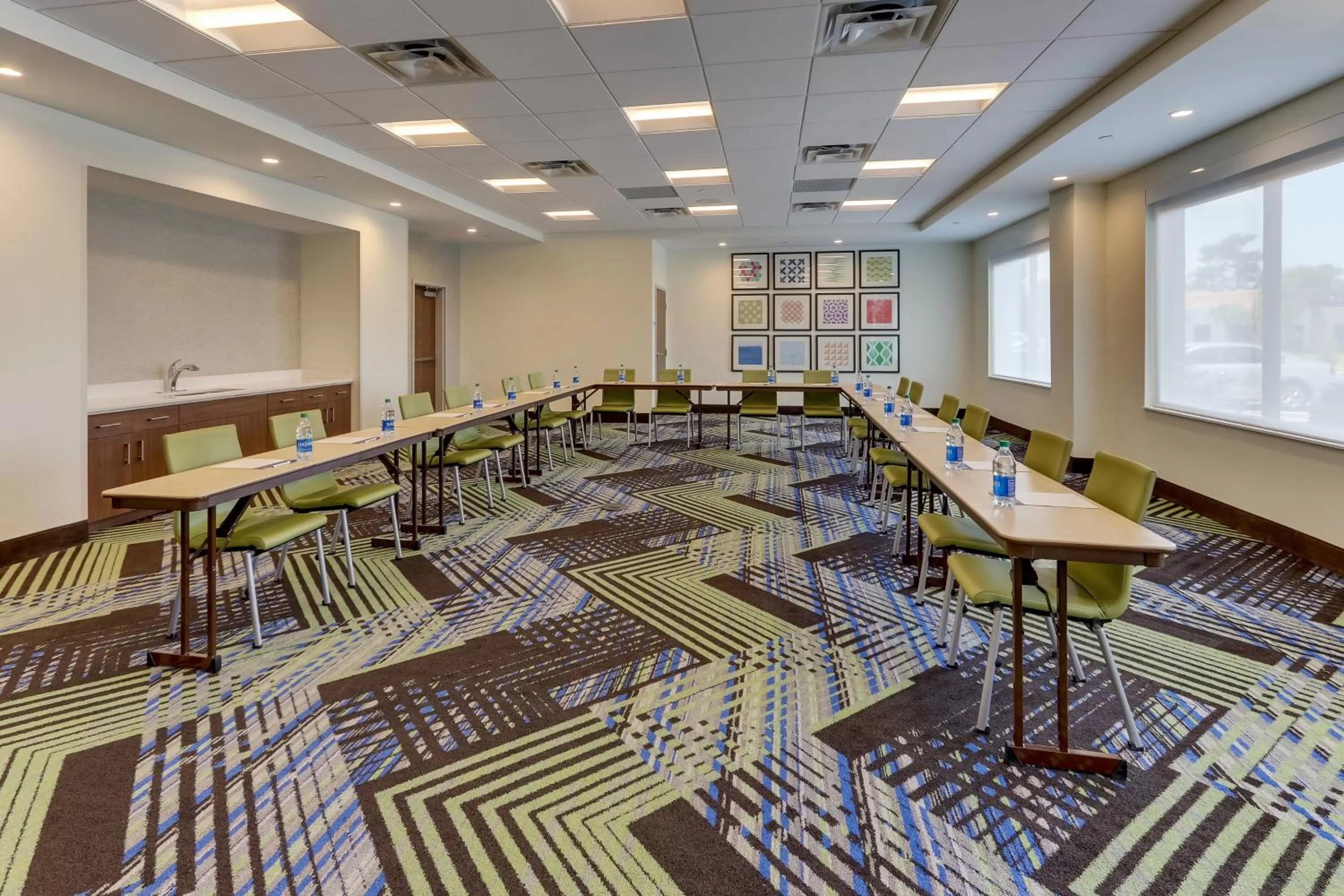 Meeting/conference room in Holiday Inn Express - Wilmington - Porters Neck by IHG