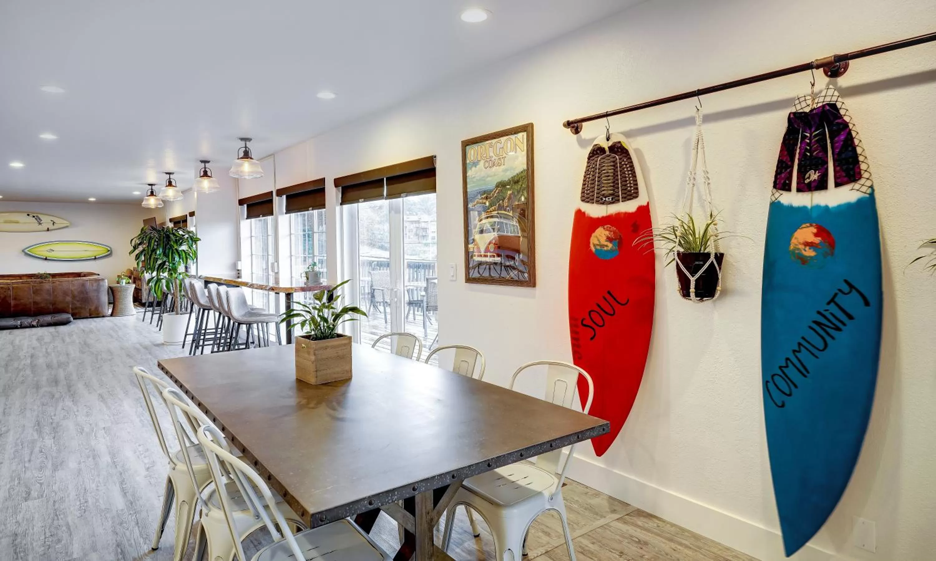 Dining area in SCP Depoe Bay