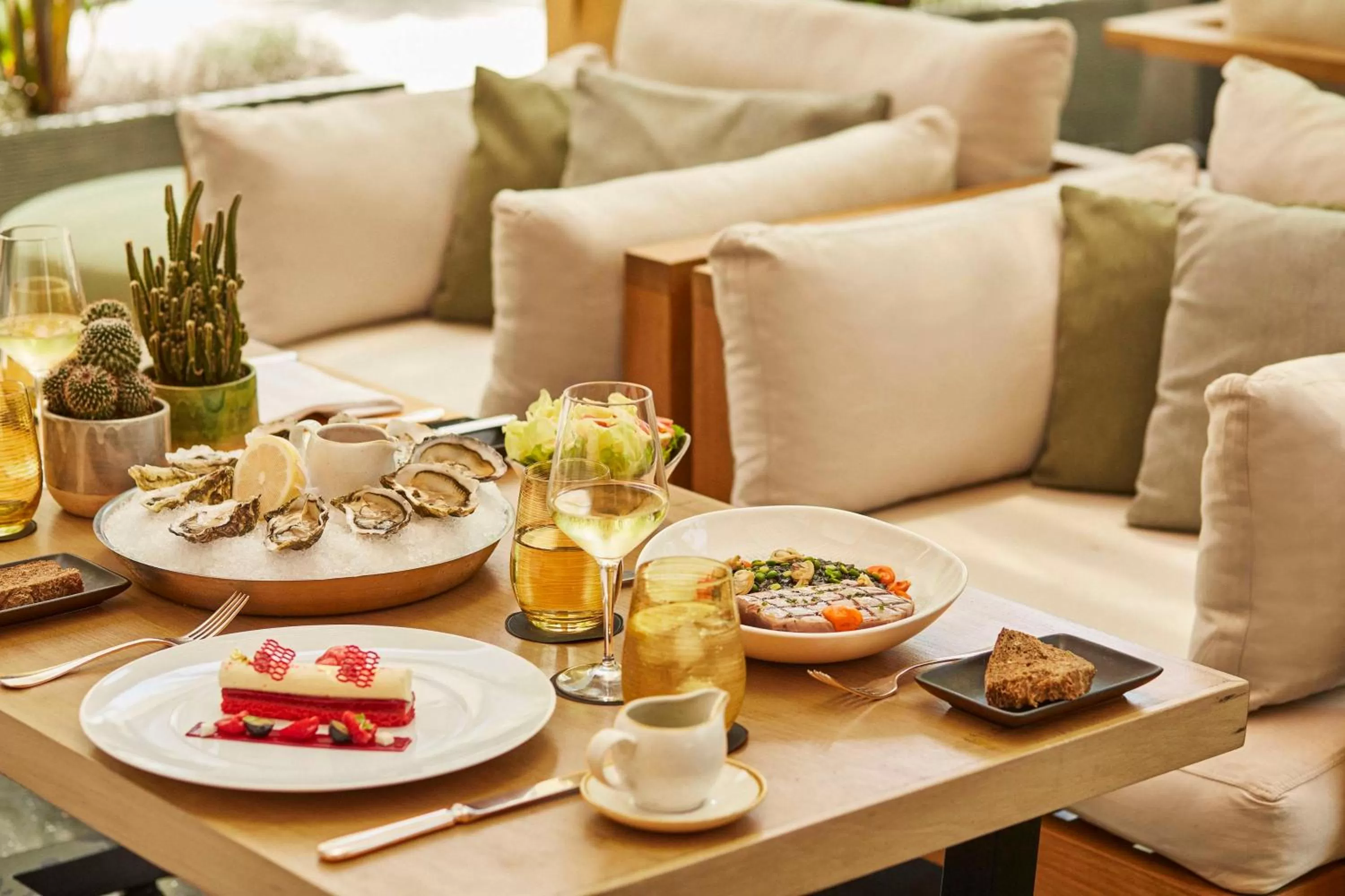 Restaurant/places to eat in Hyatt Regency Casablanca