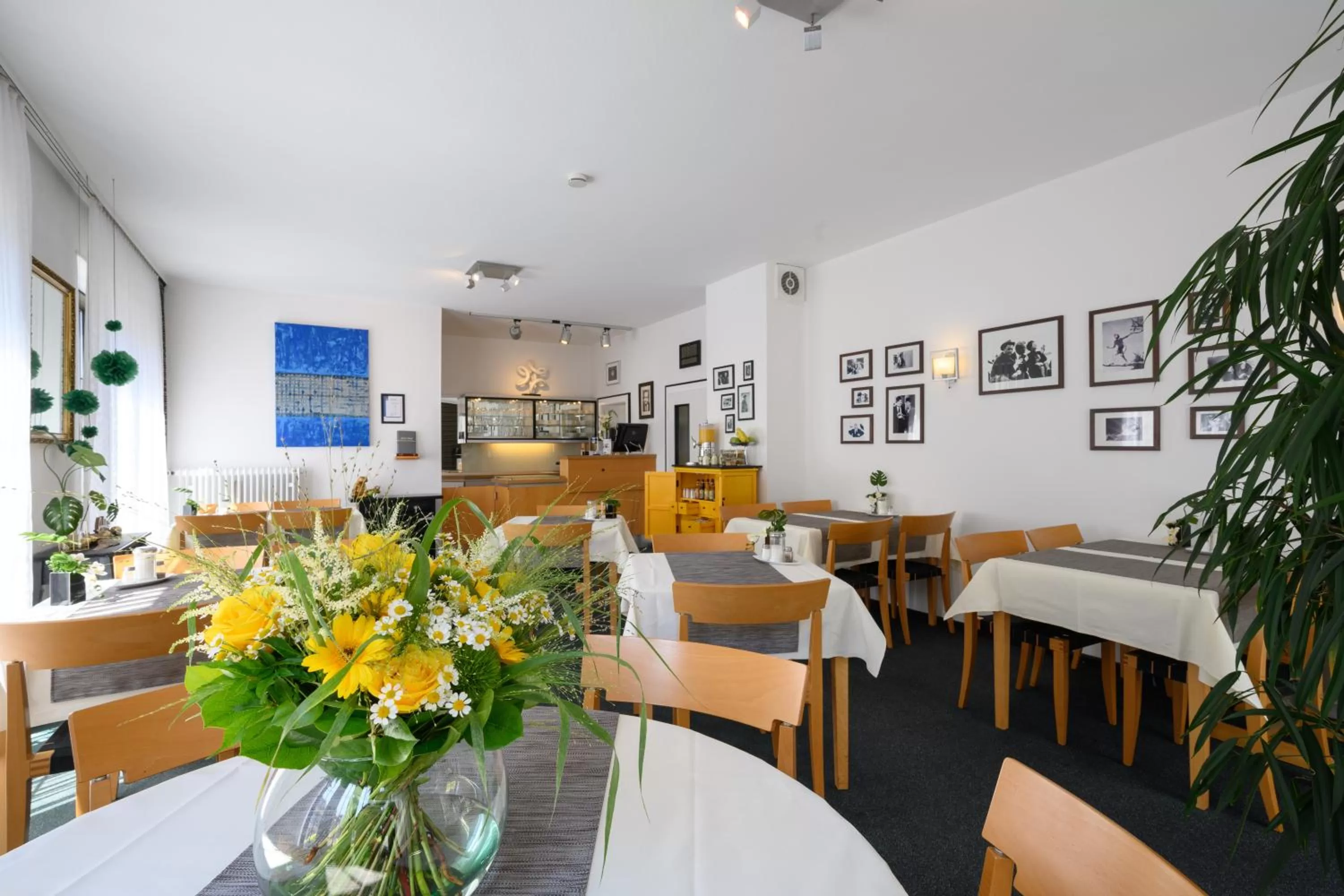 Restaurant/places to eat in Hotel Heymann