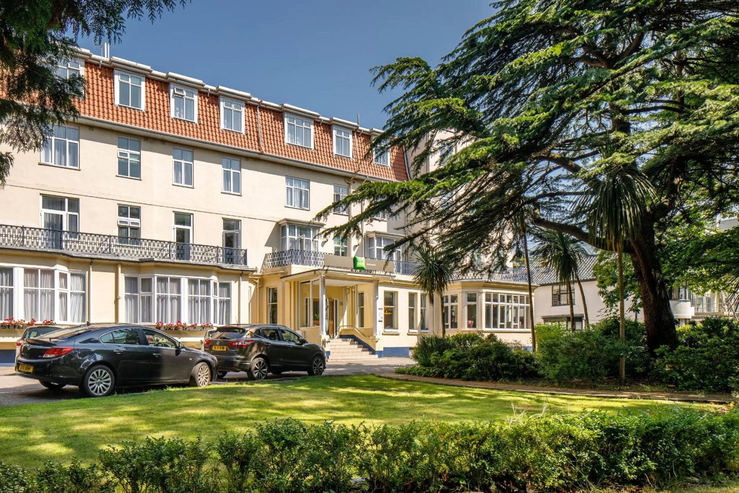 Property building in ibis Styles Bournemouth