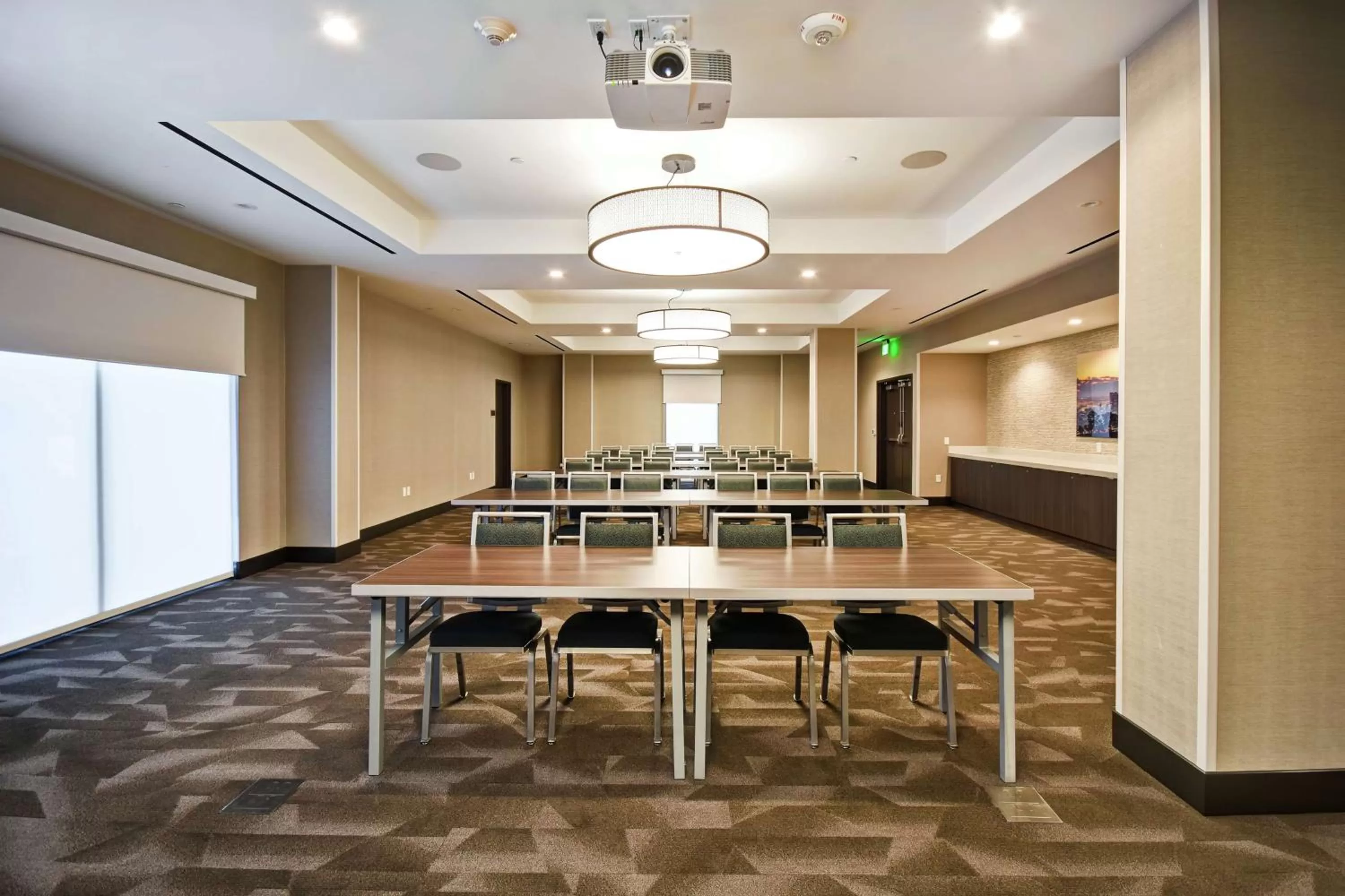 Meeting/conference room in Home2 Suites by Hilton Los Angeles Montebello