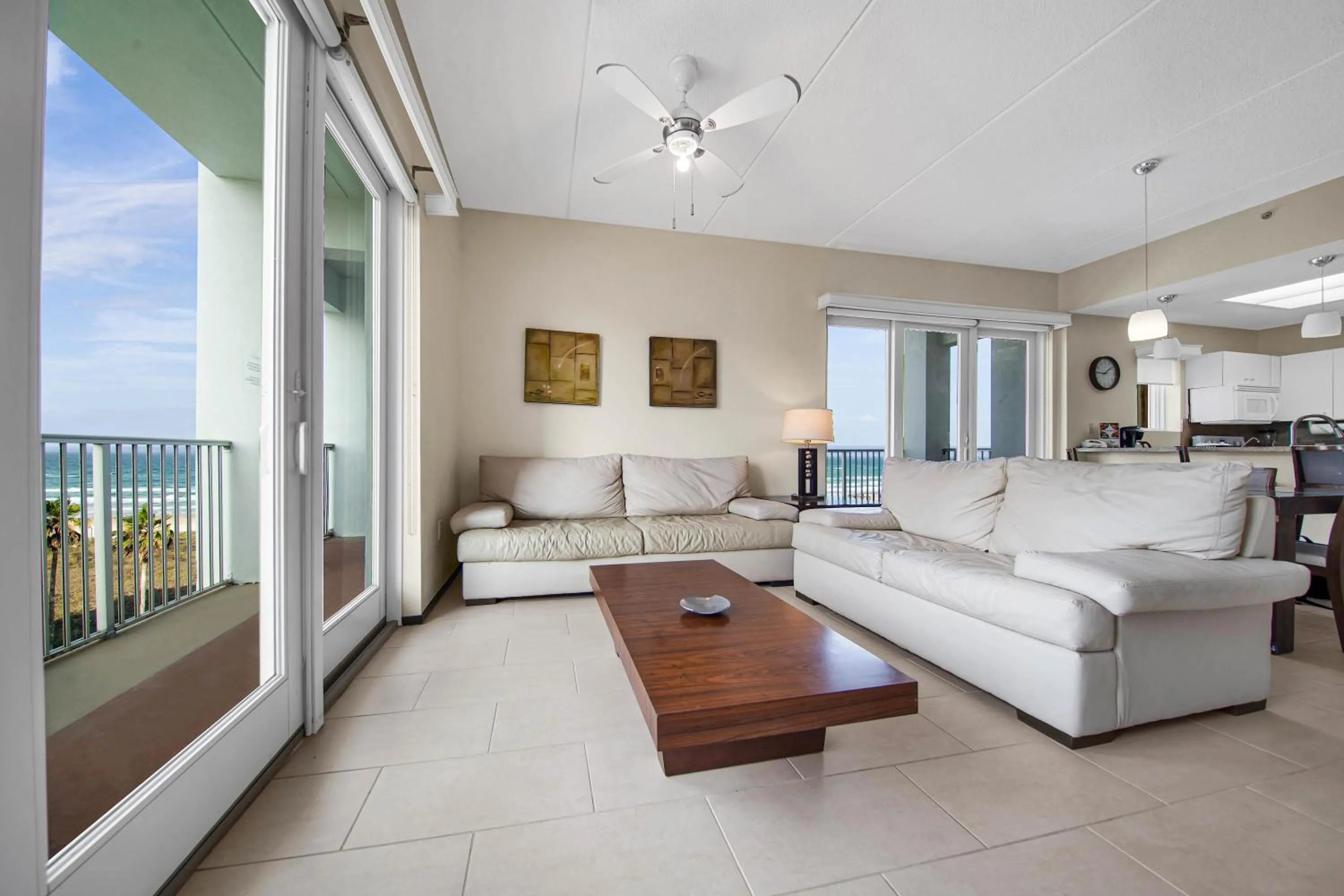 Living room in Peninsula Island Resort & Spa - Beachfront Property at South Padre Island