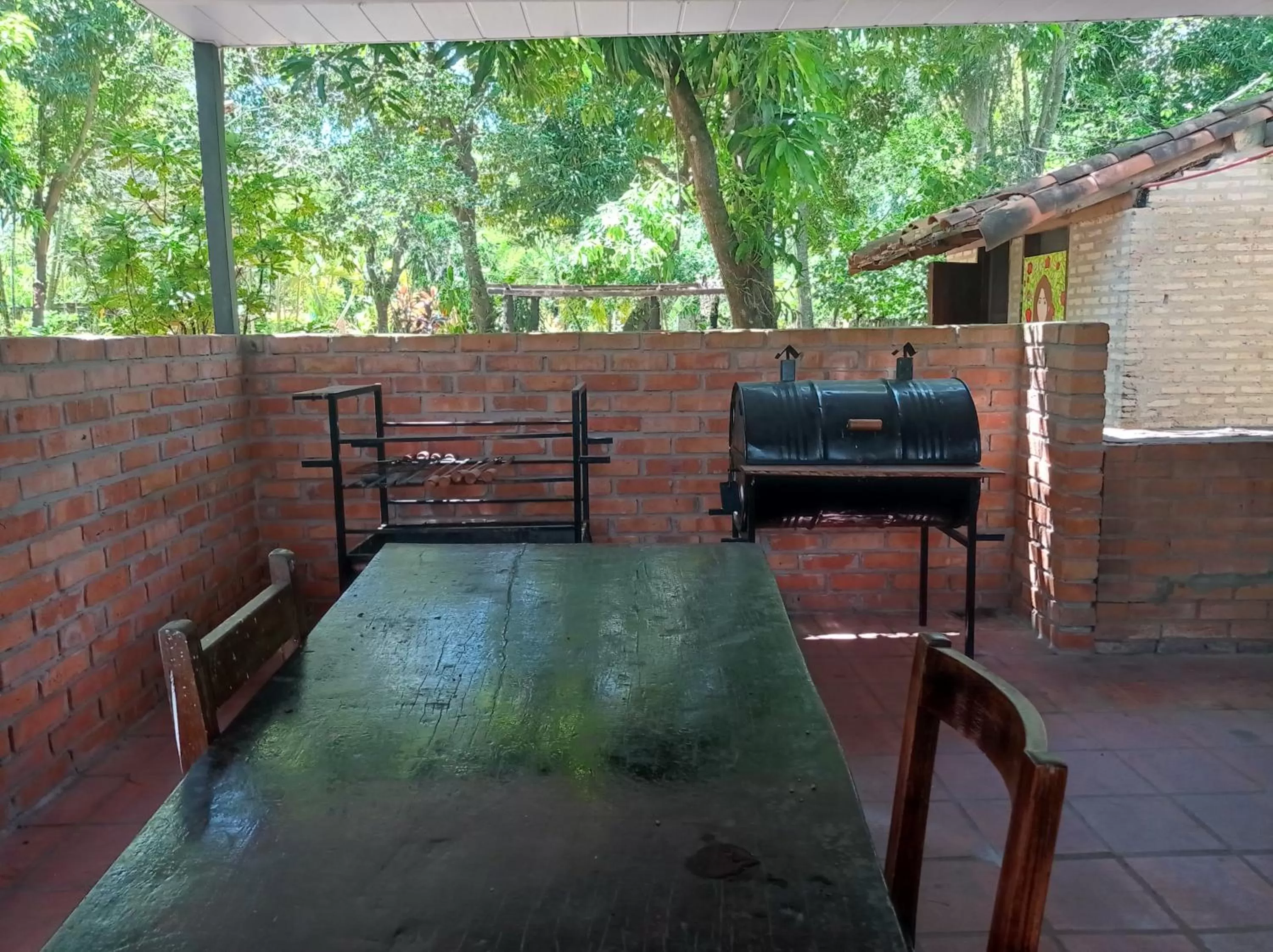 BBQ Facilities in Hotel La Aparesida