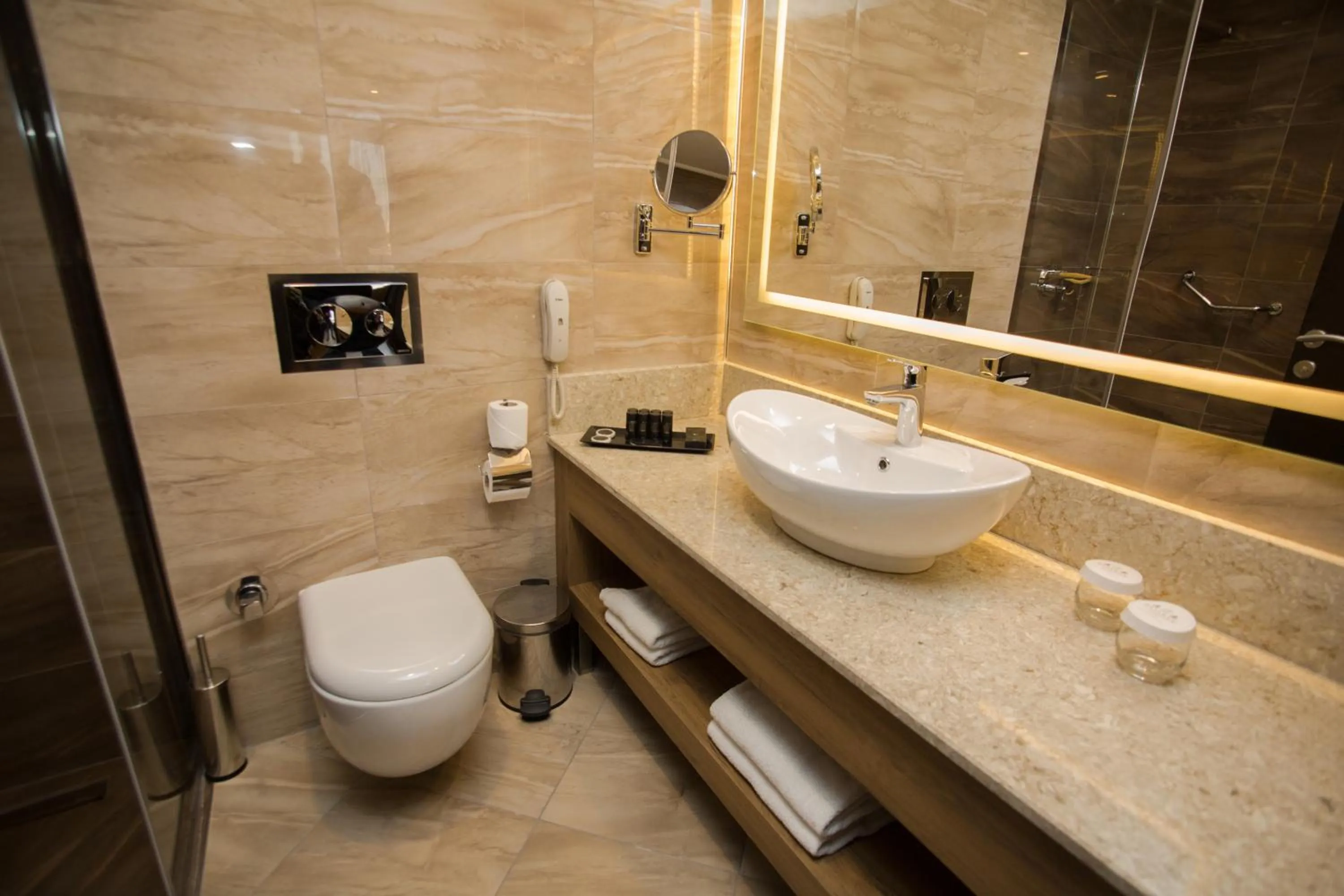 Bathroom in SKY Business Hotel
