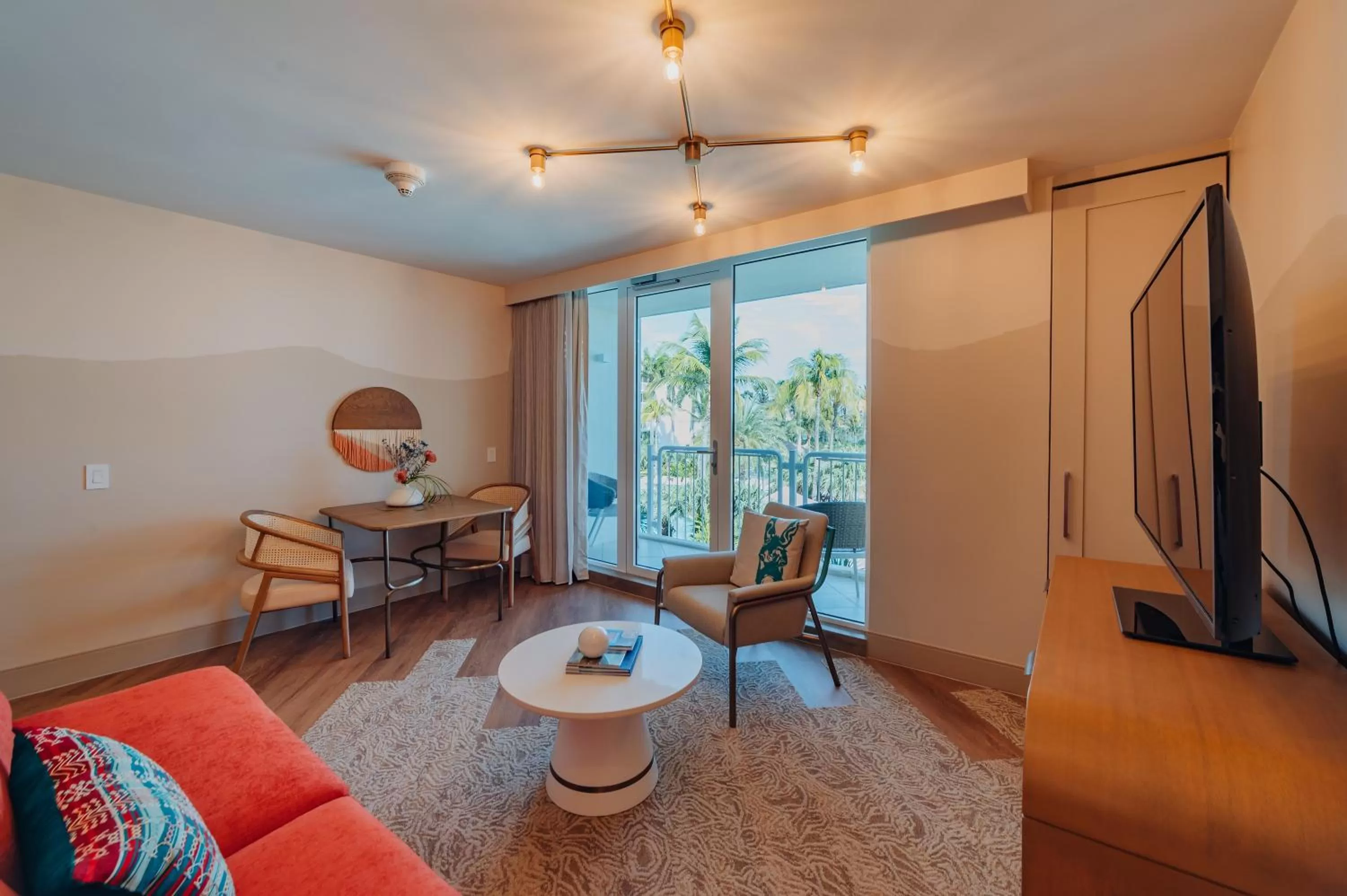 Living room in Renaissance Wind Creek Aruba Resort