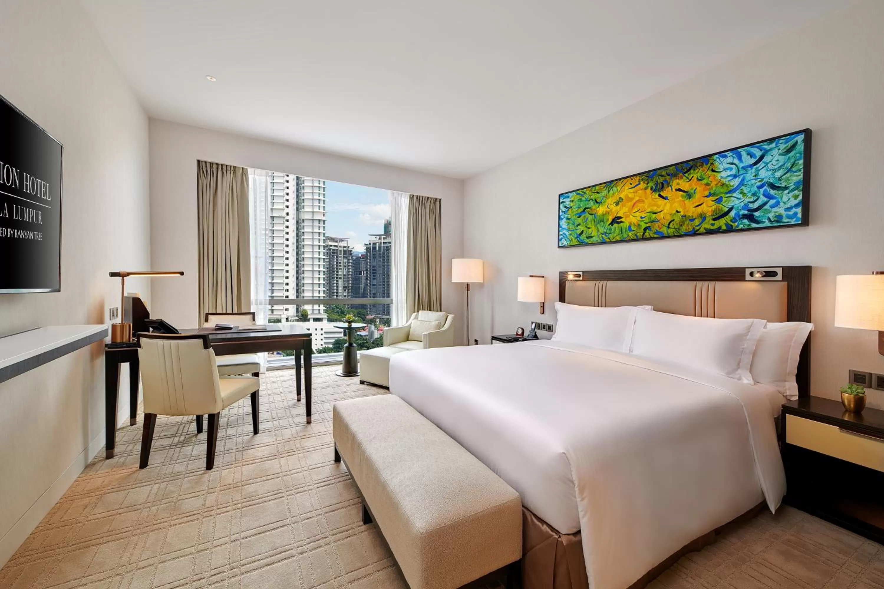 TV and multimedia, Bed in Pavilion Hotel Kuala Lumpur Managed by Banyan Tree