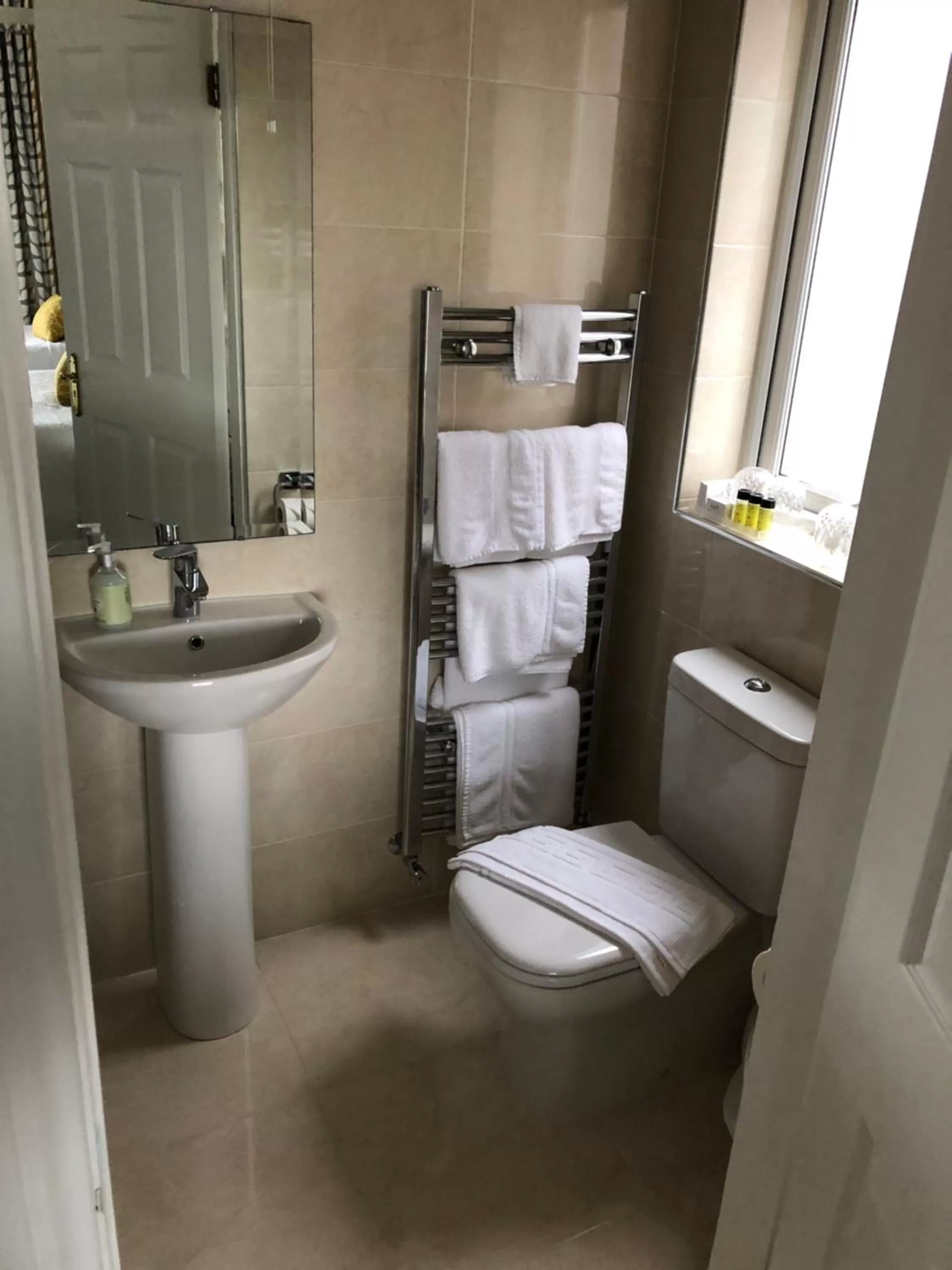 Bathroom in Petra House B&B