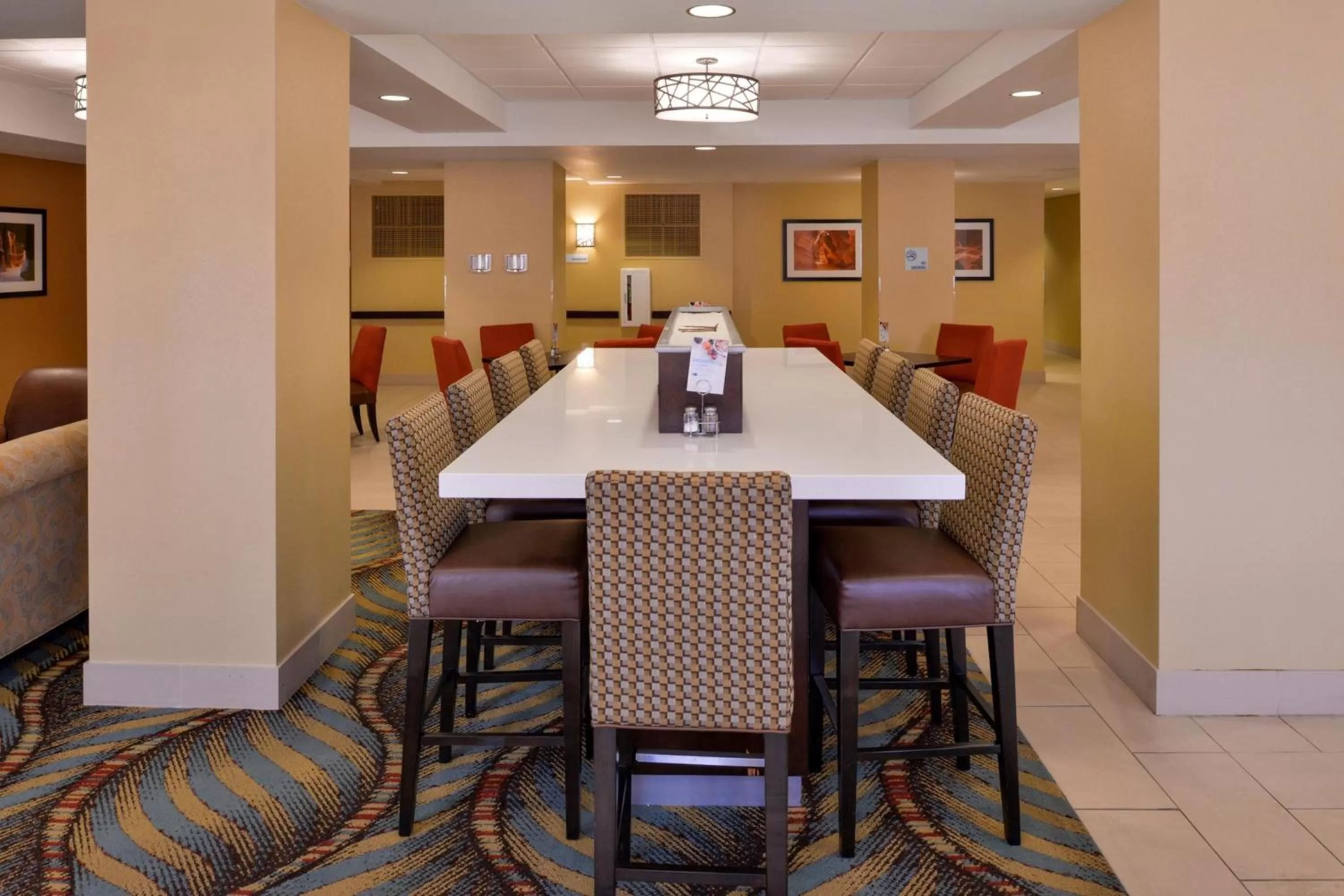 Breakfast in Holiday Inn Express & Suites Page - Lake Powell Area by IHG