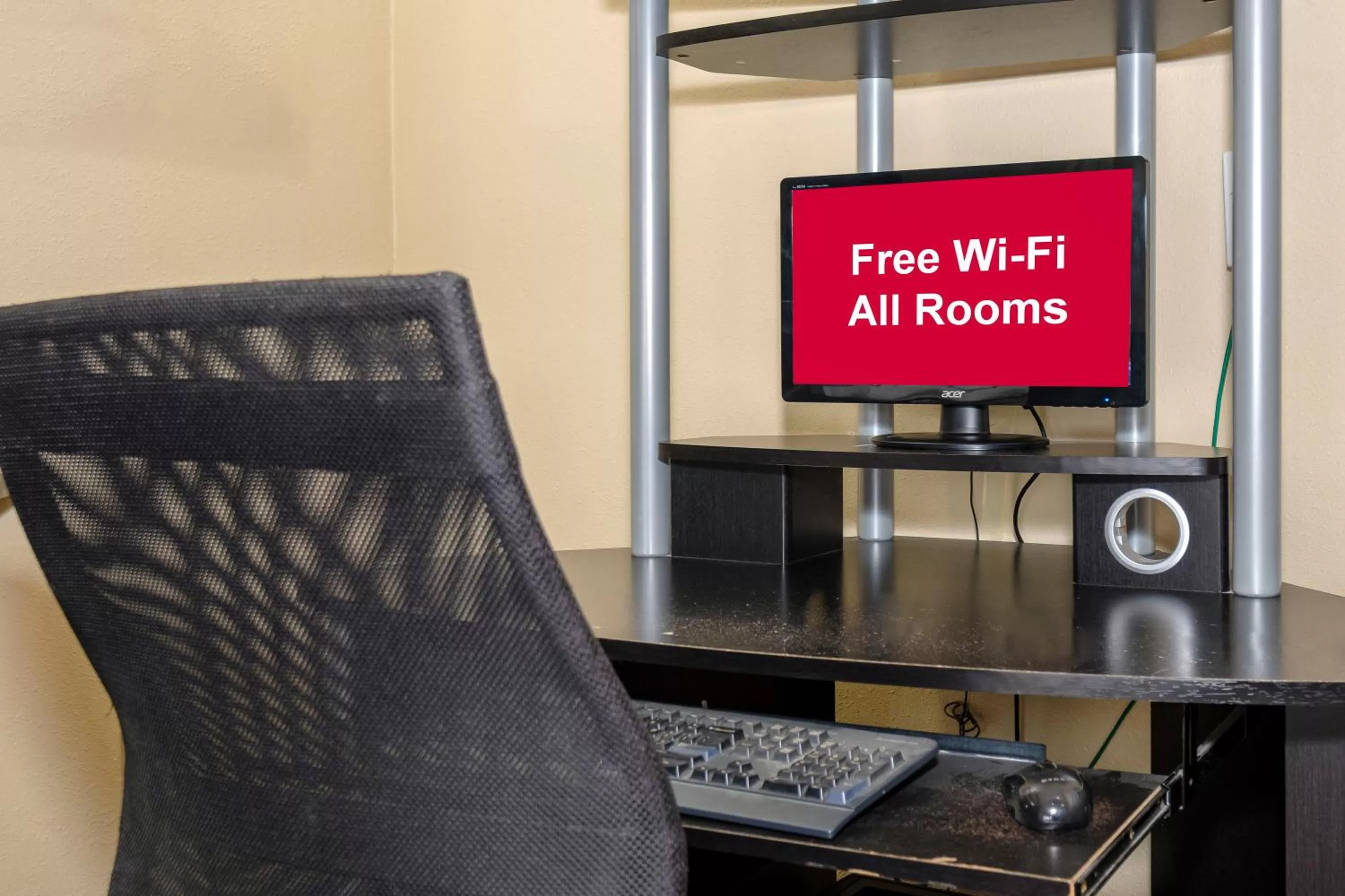 Business facilities in Red Roof Inn Pensacola Fairgrounds