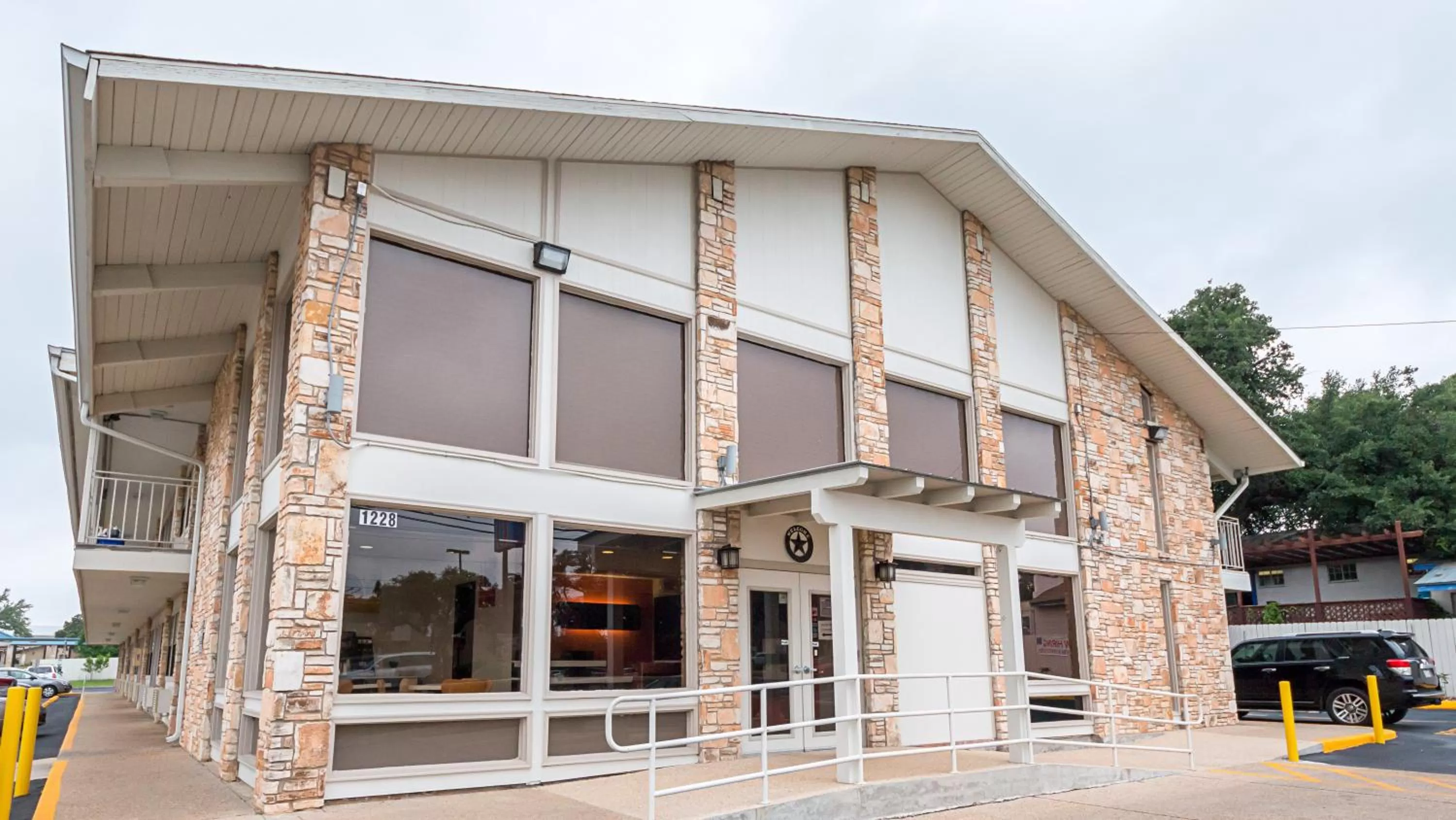 Facade/entrance in Motel 6 Boerne TX