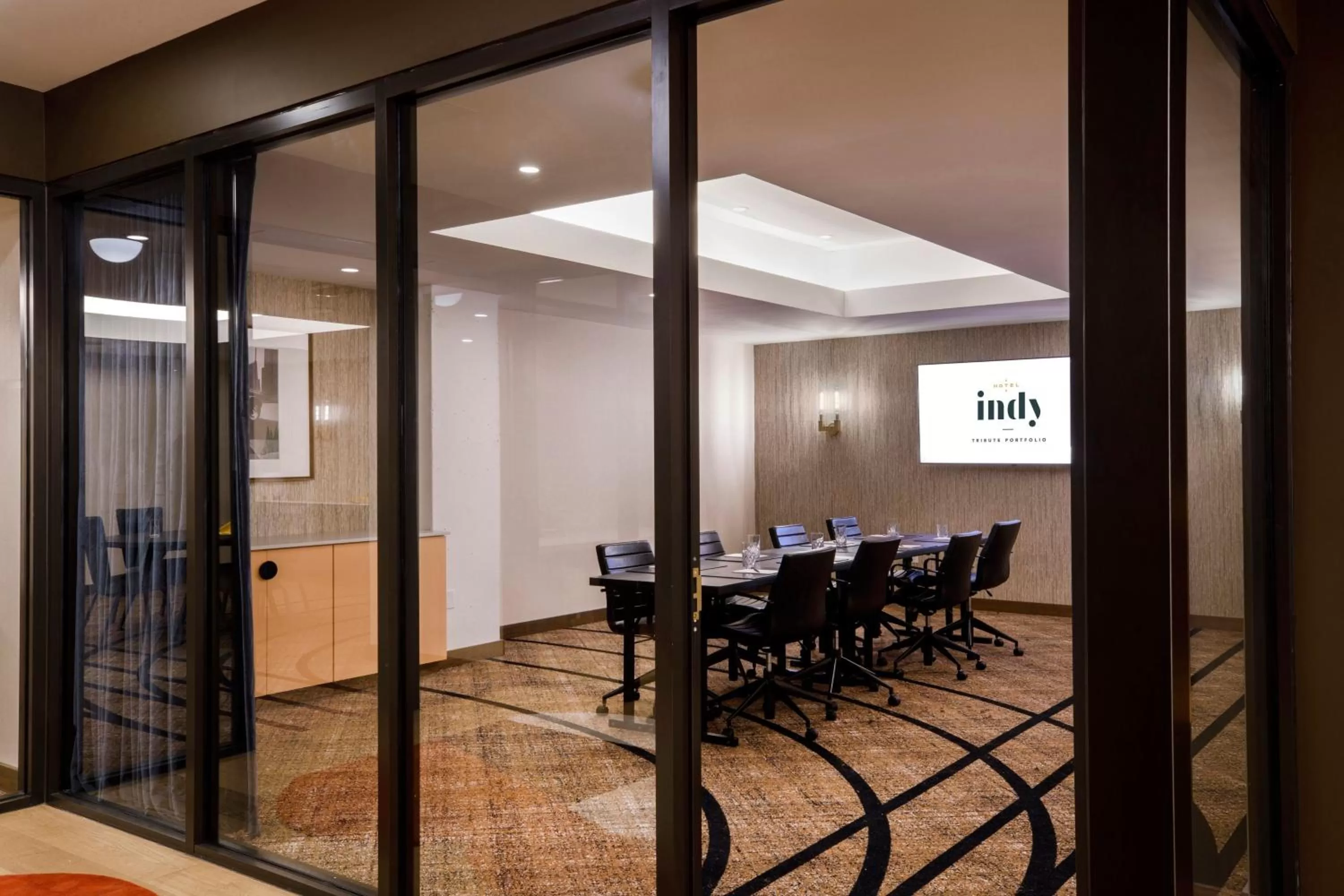 Meeting/conference room in Hotel Indy, Indianapolis, a Tribute Portfolio Hotel