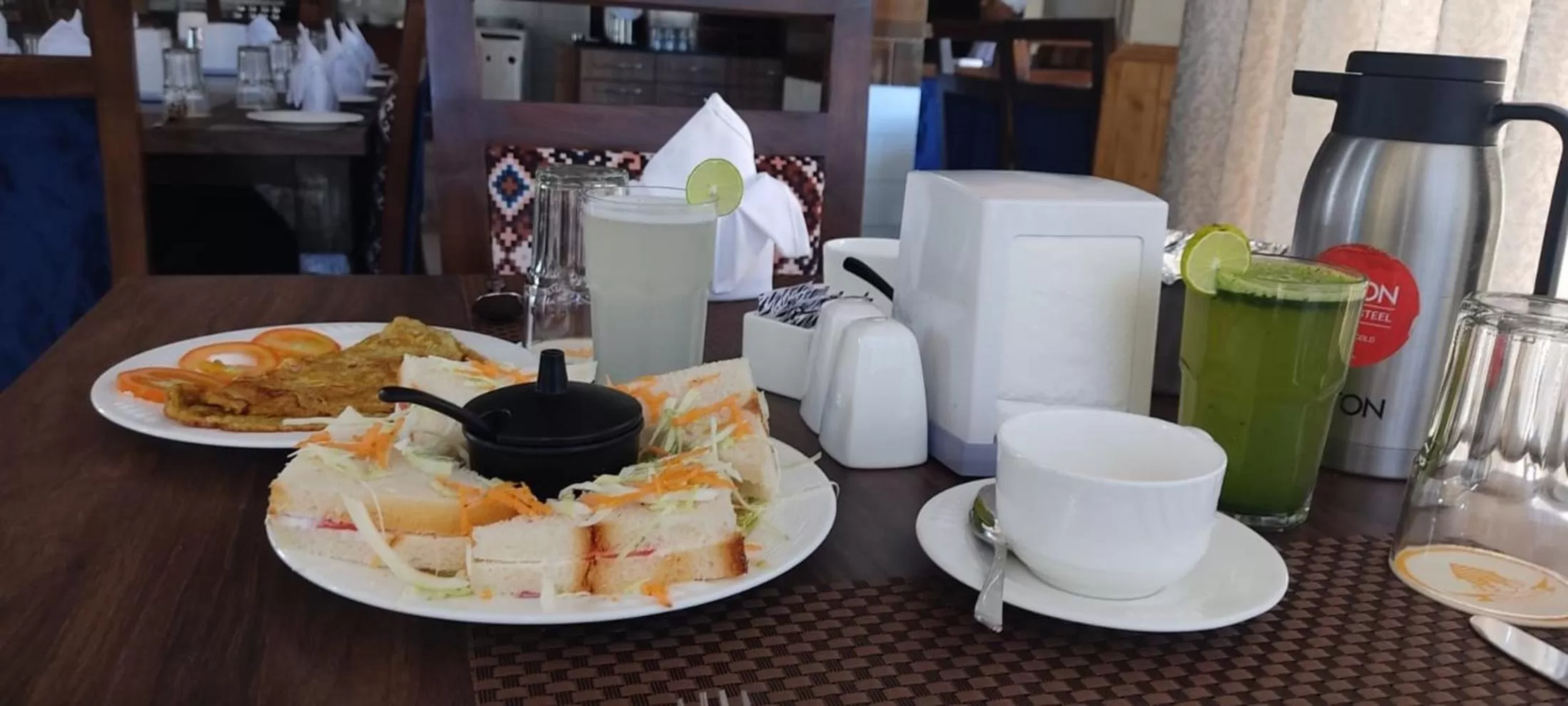 Breakfast in Abhilashi Residency & Spa - Centrally Heated & Air Cooled