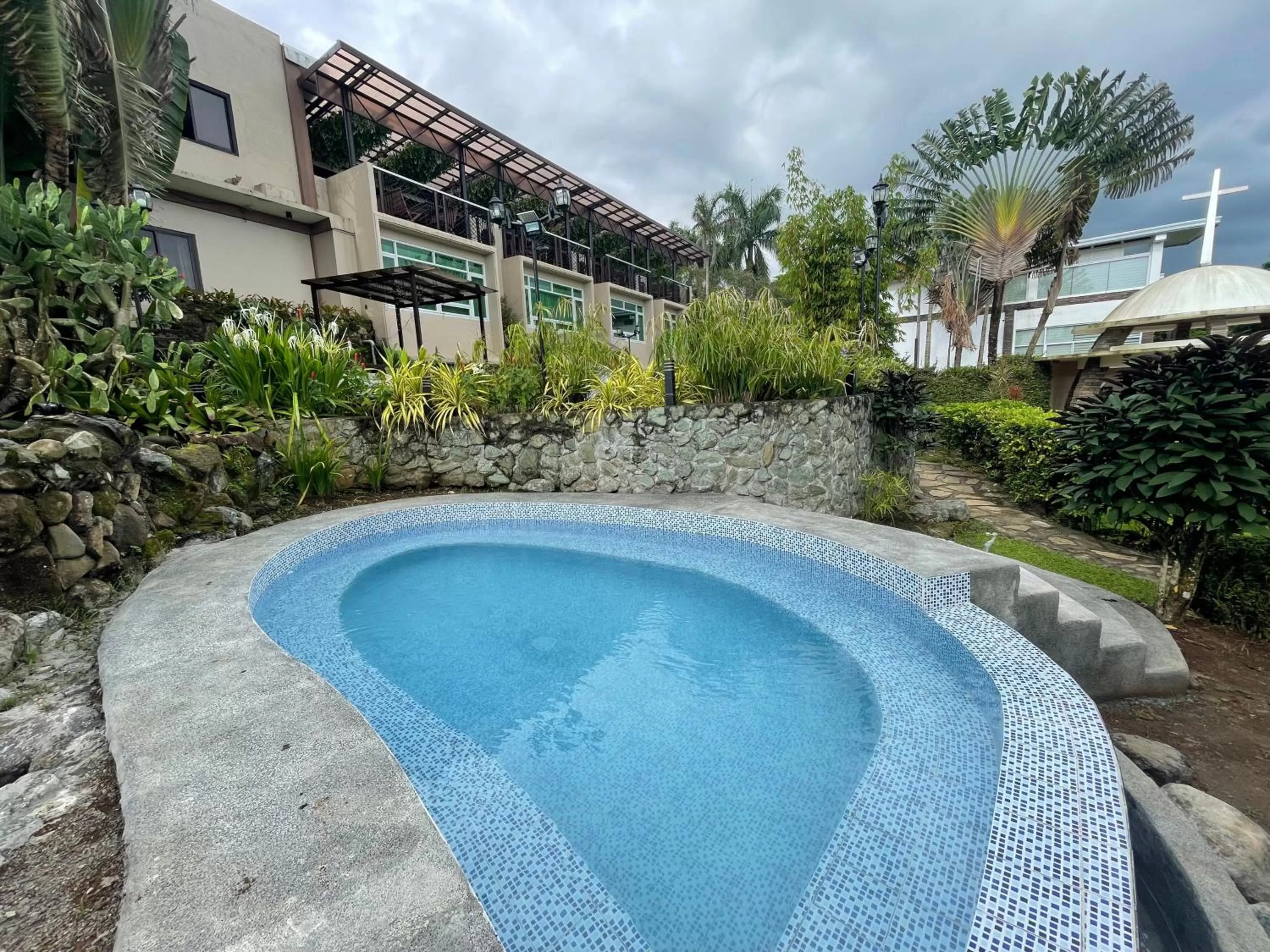 Swimming pool in The Lakeview Suites