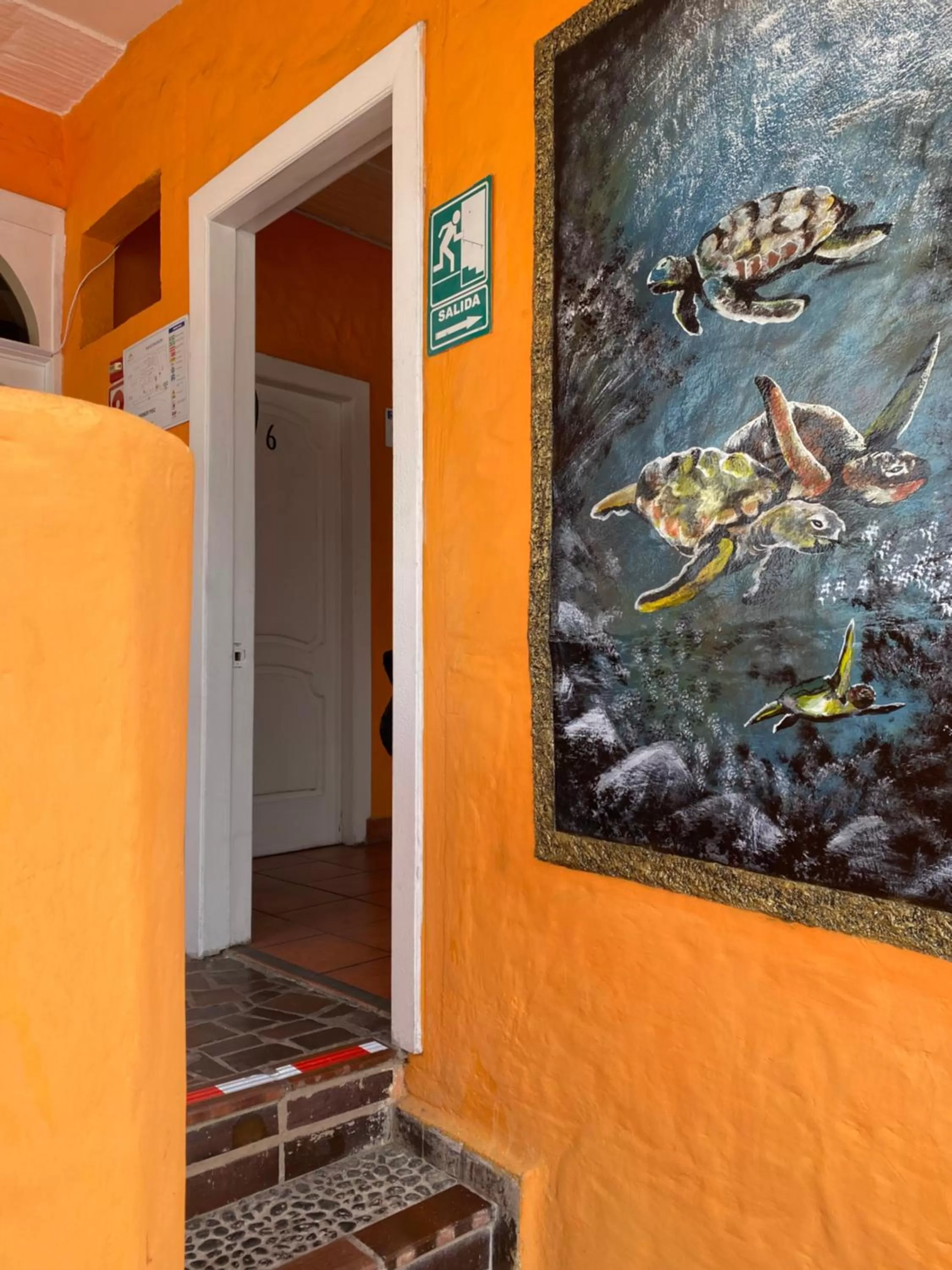 Facade/entrance in Hotel Crossman