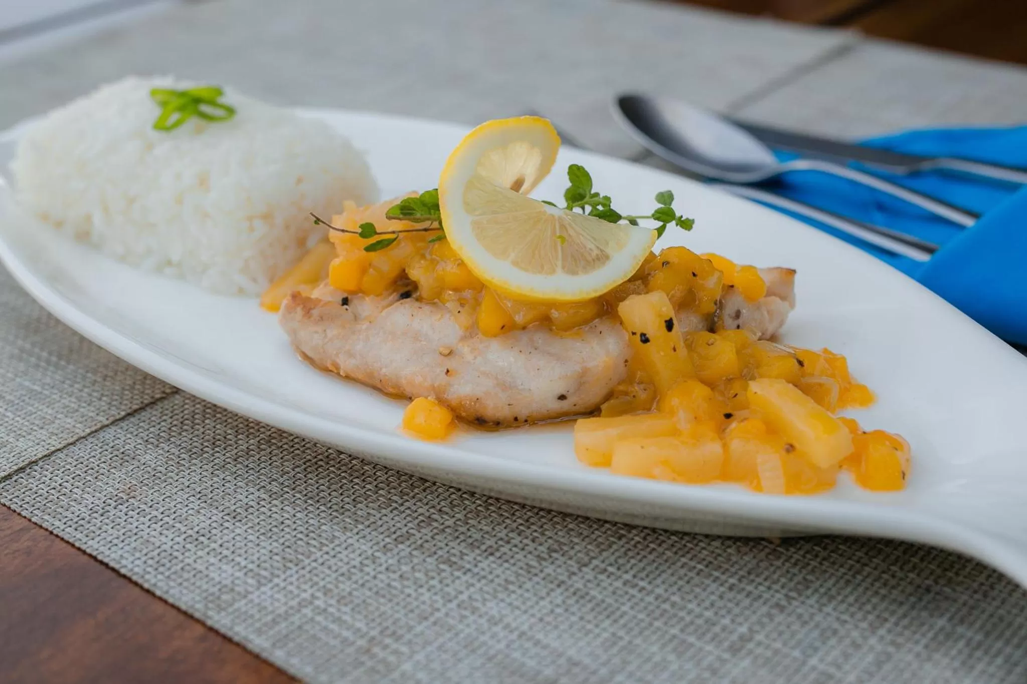 Food in Kav's Beach Resort