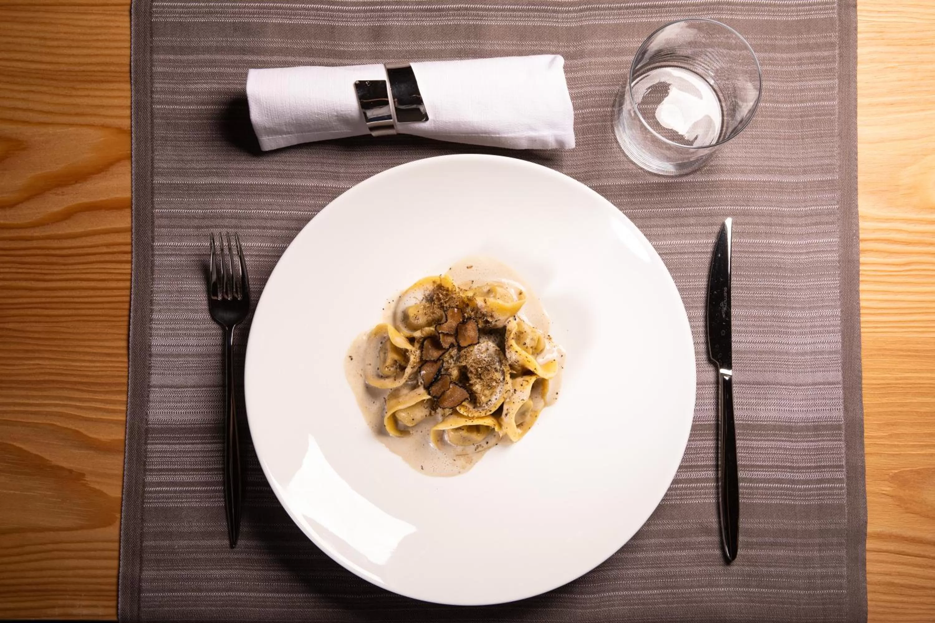 Restaurant/places to eat in Villa Giade