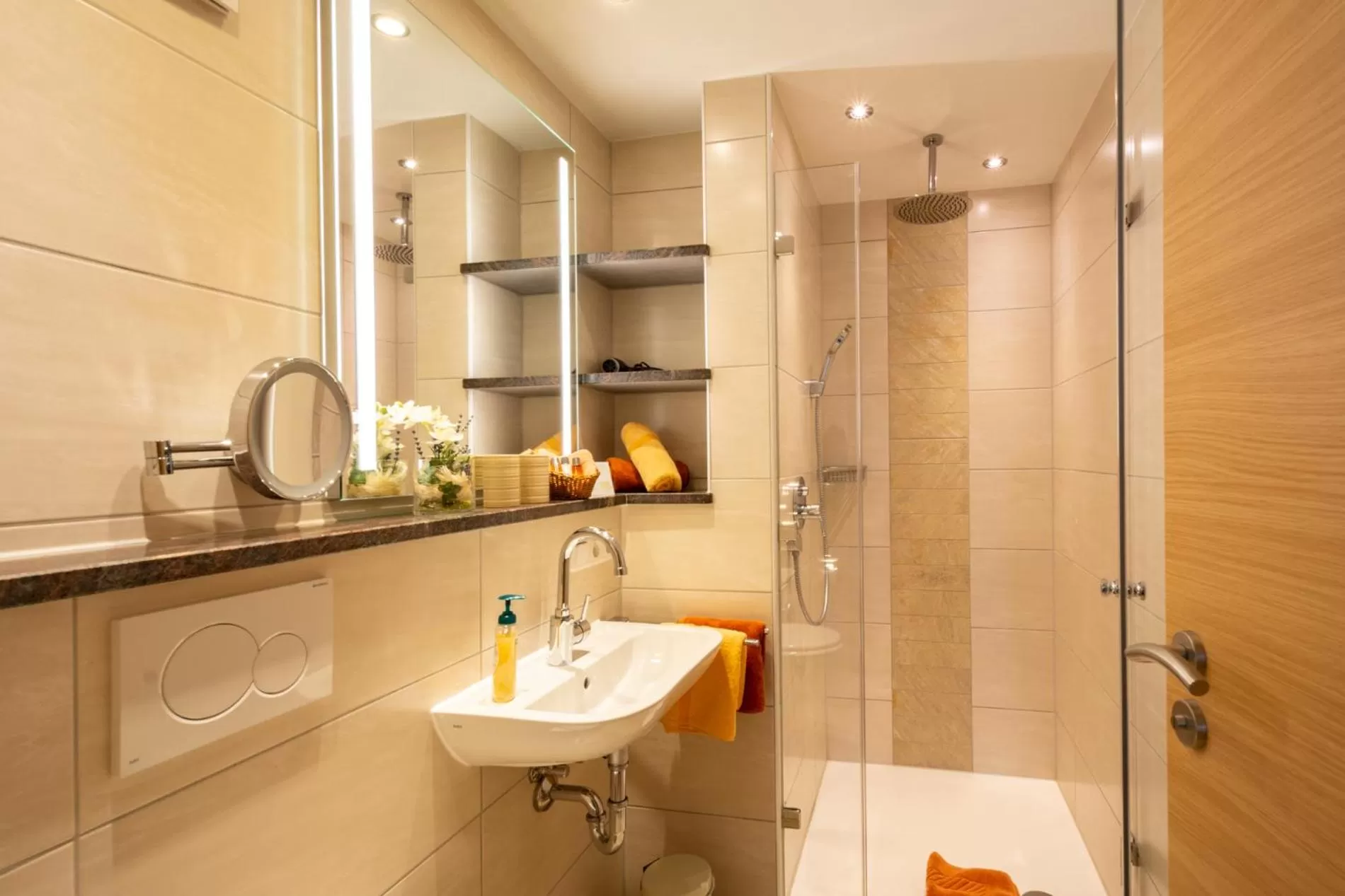 Shower in Boutique Hotel Angerer