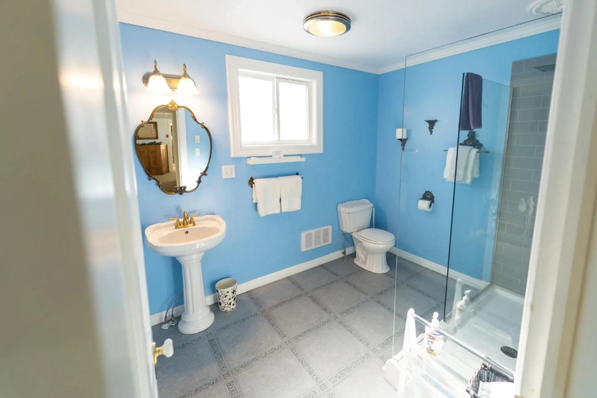 Bathroom in The Maple Inn