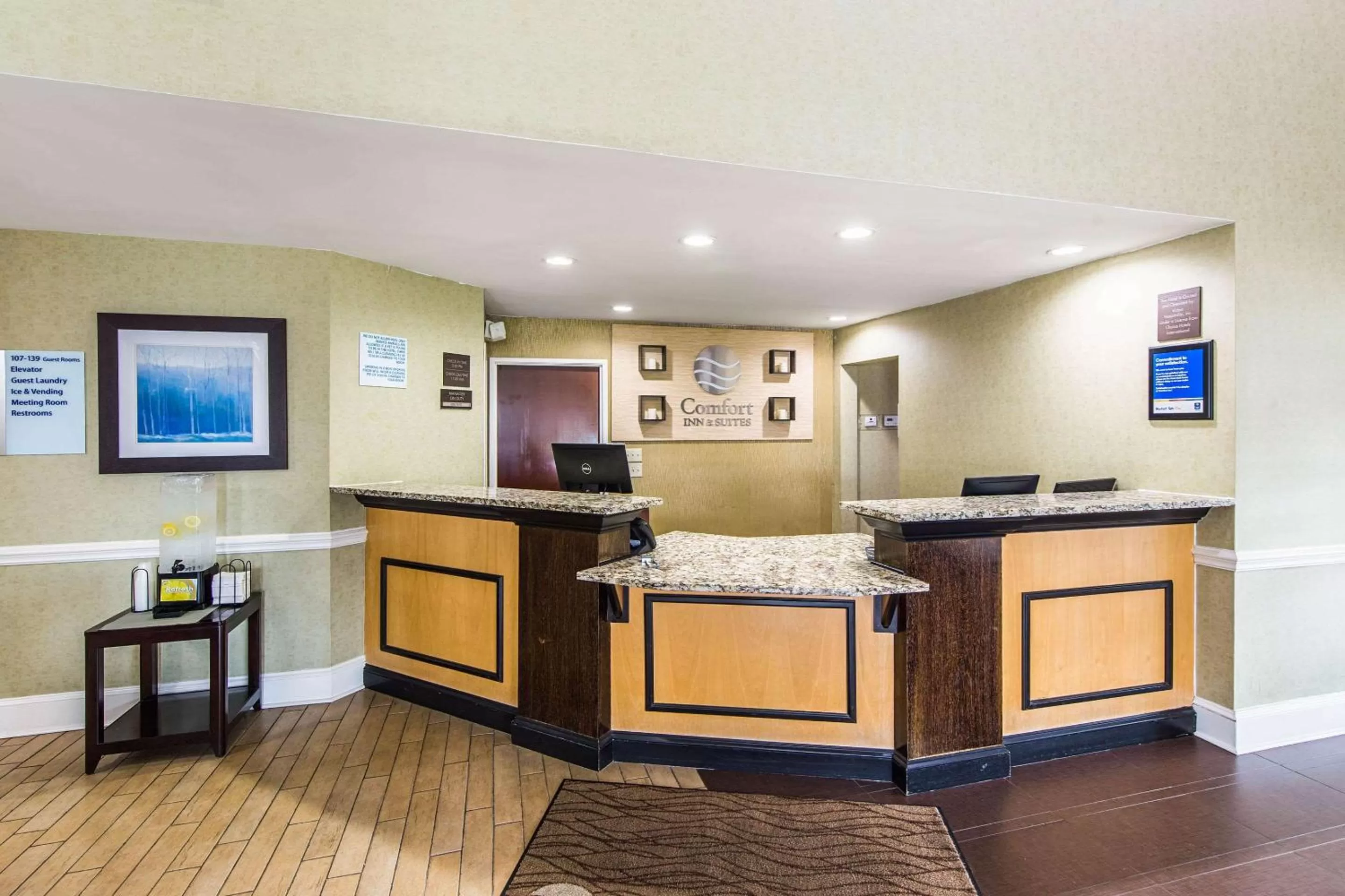 Lobby or reception in Comfort Inn & Suites Greenwood near University