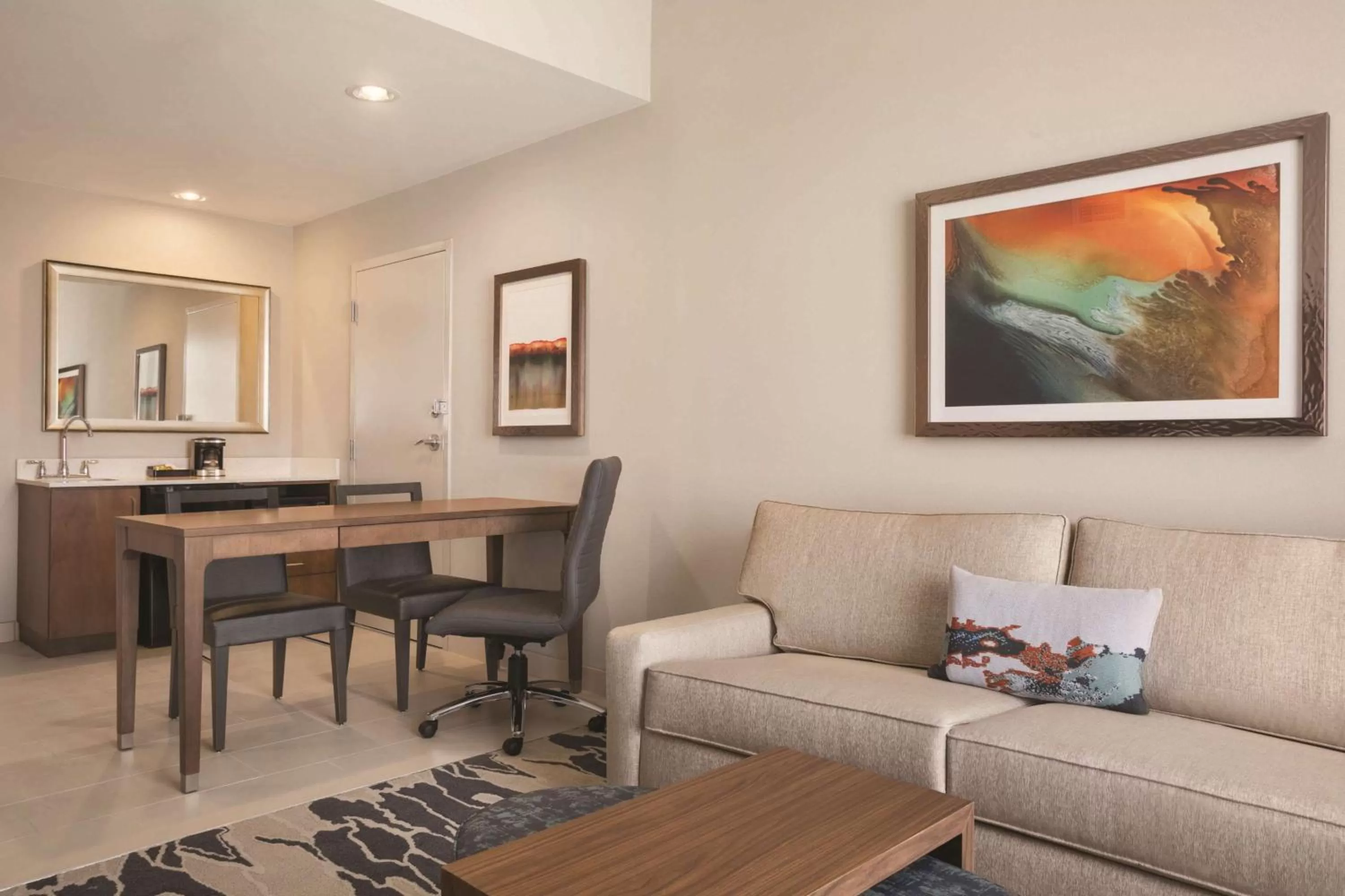 Living room in Embassy Suites by Hilton McAllen Convention Center