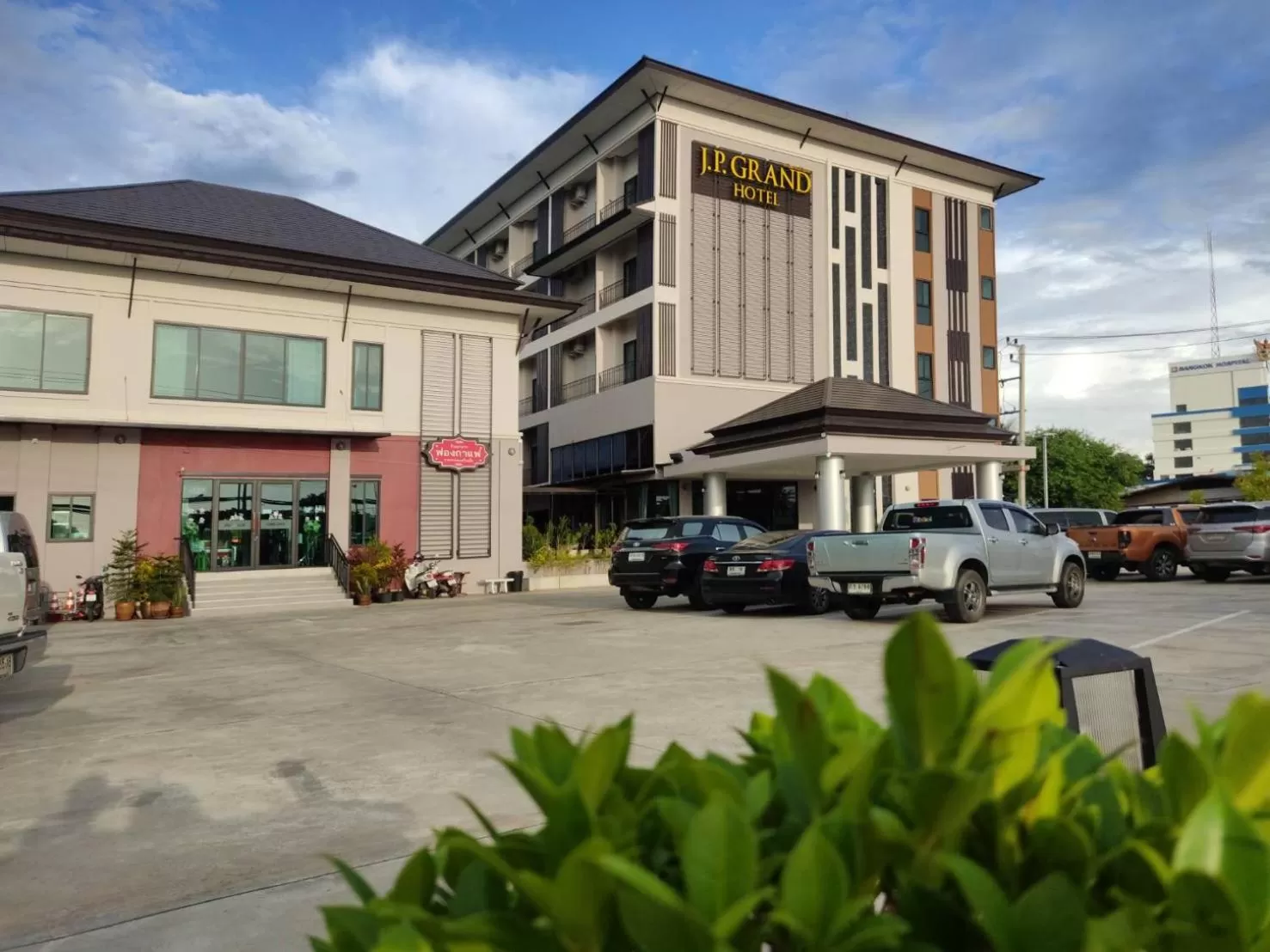 Facade/entrance, Property Building in J.P.GRAND HOTEL